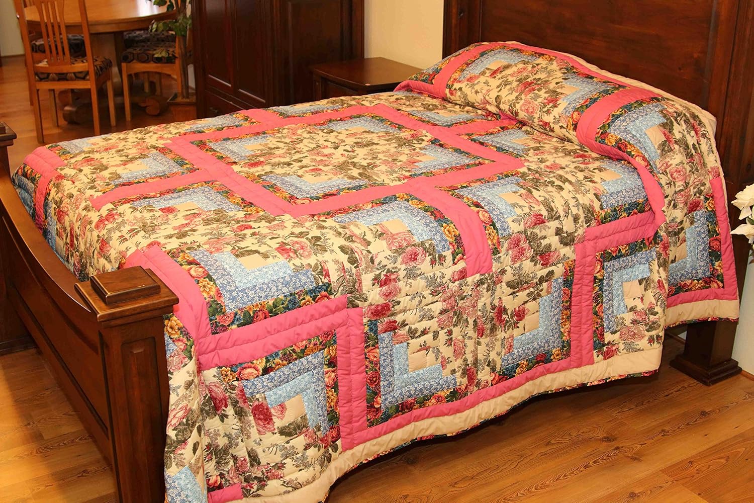 Amazon Com Barn Raising Log Cabin Quilt Home Kitchen