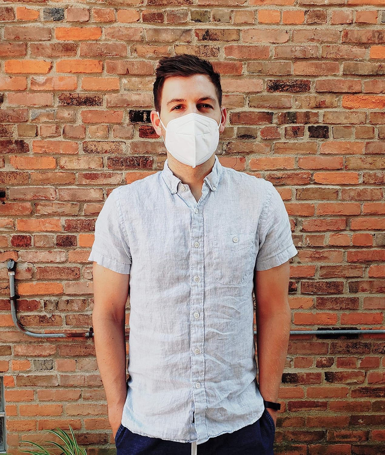 Disposable KN95 Face Masks on the FDA EUA List, Non-Woven 5-Layer Disposable Mask, Elastic Ear Loops, Adjustable Nose Wire, Light Weight, Perfect for Office, 5 Units/Bag: Industrial & Scientific