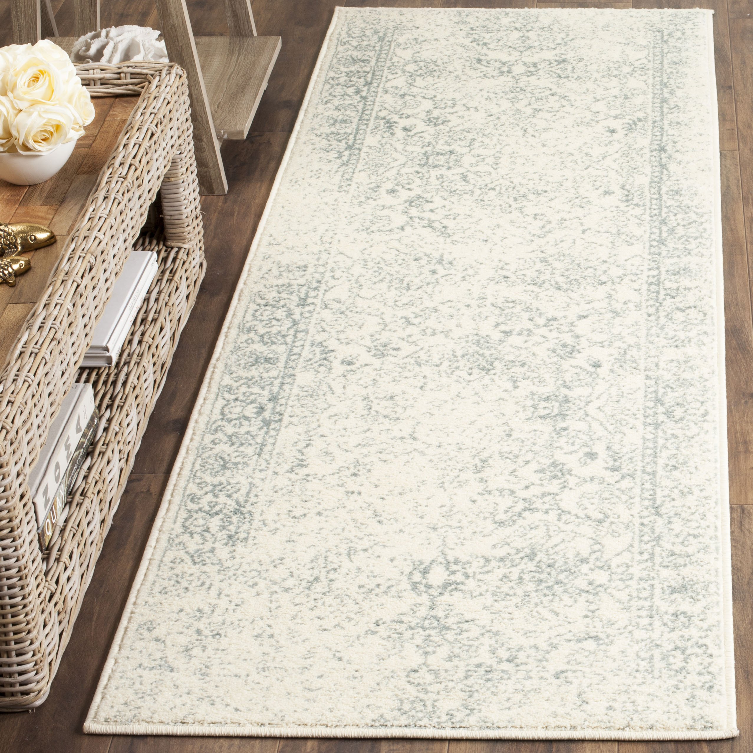 SAFAVIEH Adirondack Collection Runner Rug - 2'1" x