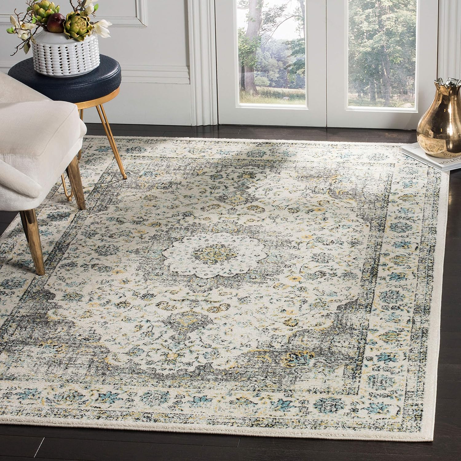 Safavieh Evoke Collection EVK220B Shabby Chic Vintage Oriental Medallion Area Rug, 2' 2" x 5', Grey/Gold