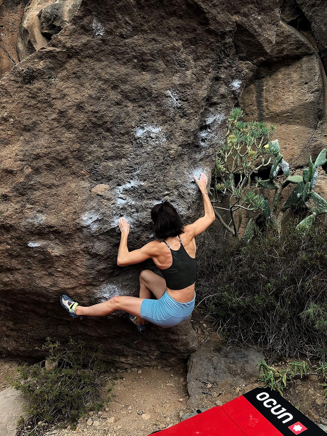 Ropa escalada mujer | ¡Hazte con tu equipo completo de escalada!