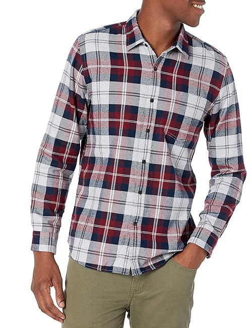 Amazon Essentials Men's Flannel Shirts Long Sleeve, Slim-Fit Button Down Plaid, Burgundy Grey Plaid, Medium
