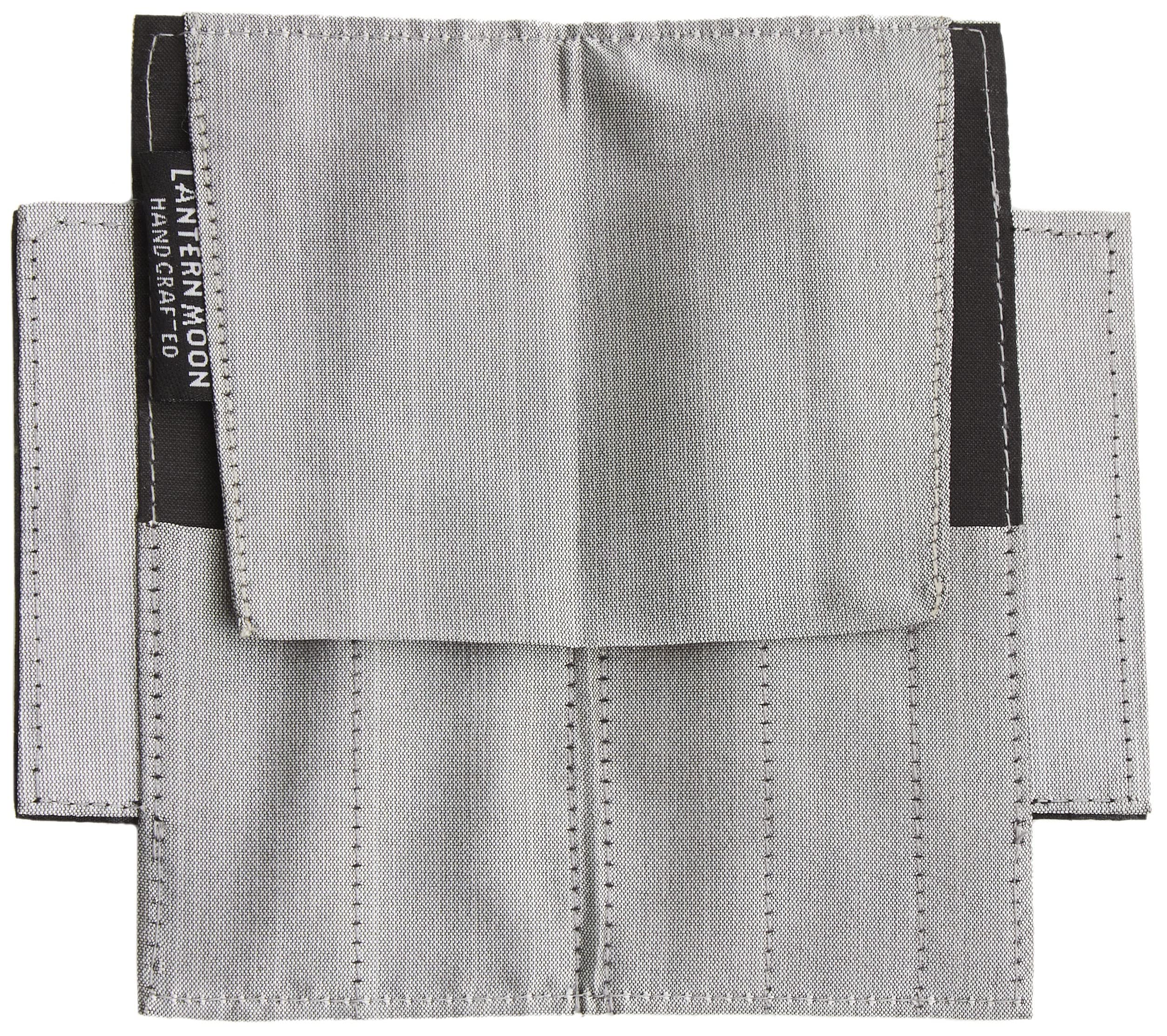 Lantern Moon - Lantern Moon Cloud (Silver) Mindy Handcrafted Accessory Sleeve with Magnetic Closure - 1 Piece