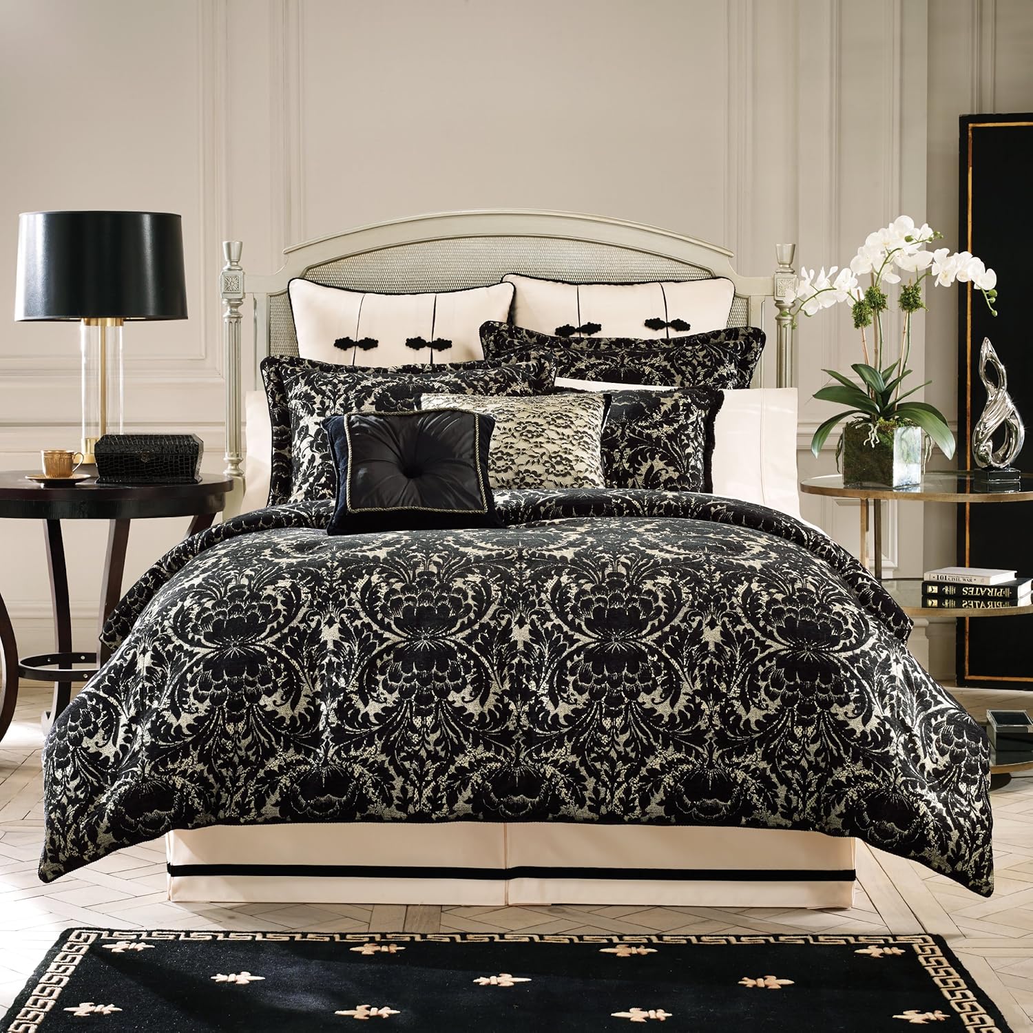 Amazon Com Croscill Raschel Comforter Set King Home Kitchen