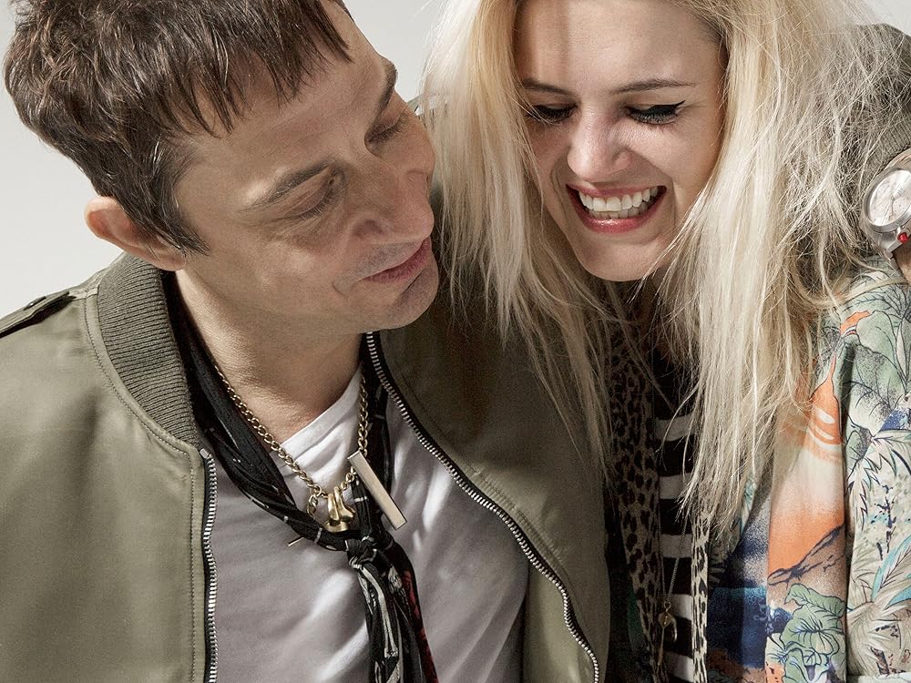 The Kills on Amazon Music