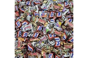 SWEETSOME Mars Holiday Mix of Chocolate Favorites Minis - Assorted Variety of Individually Wrapped Bulk Candy - 3Musketeers, Snickers, MilkyWay Midnight, Twix - 2 Pounds