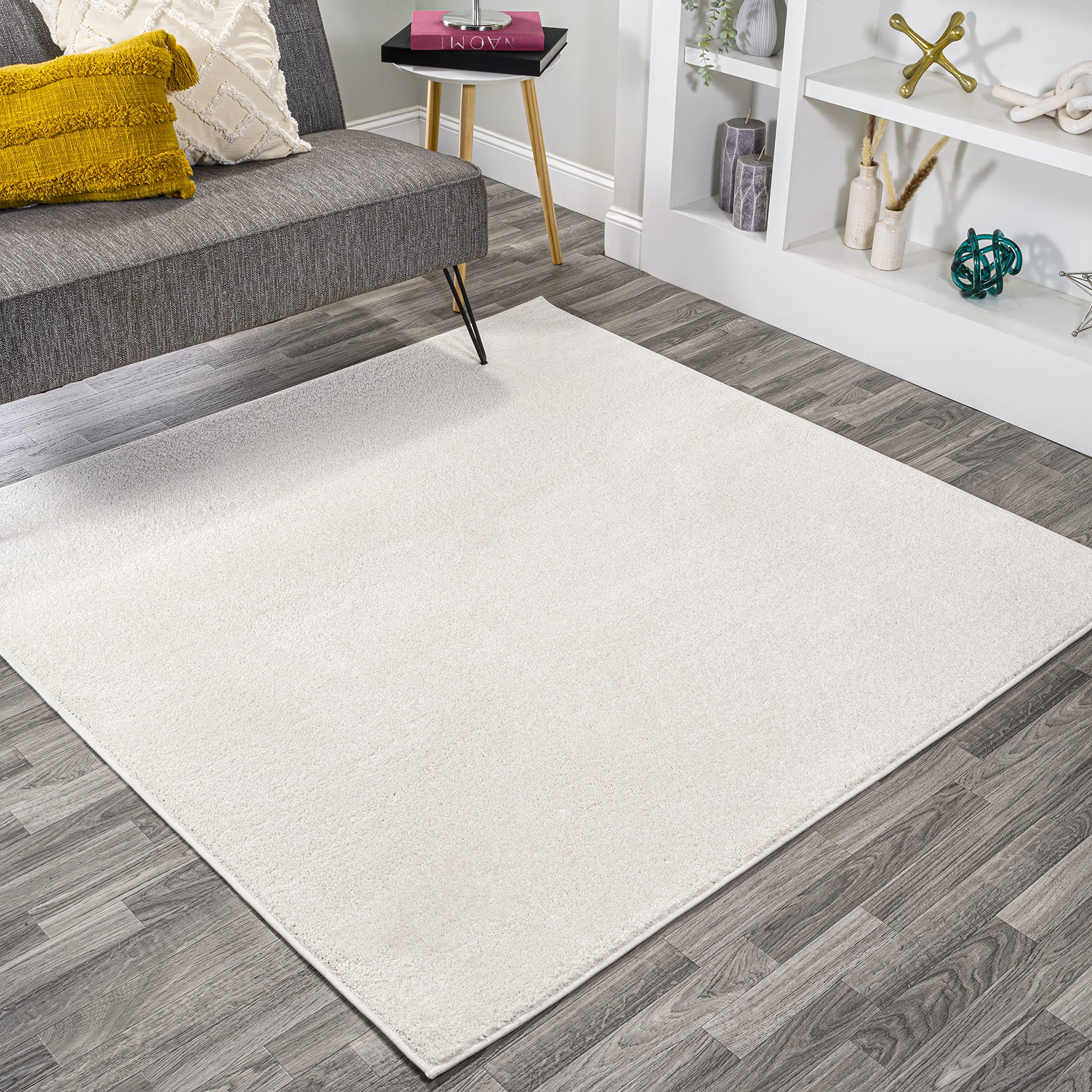 Photo 1 of JONATHAN Y Haze Solid Low-Pile Ivory 7x7 Square Indoor Area Rug, Coastal,Bohemian,Minimalist,Classic, Easy-Cleaning for Living Room,Bedroom,Kitchen,Pet Friendly,Non-Shedding (SEU100T-7SQ)