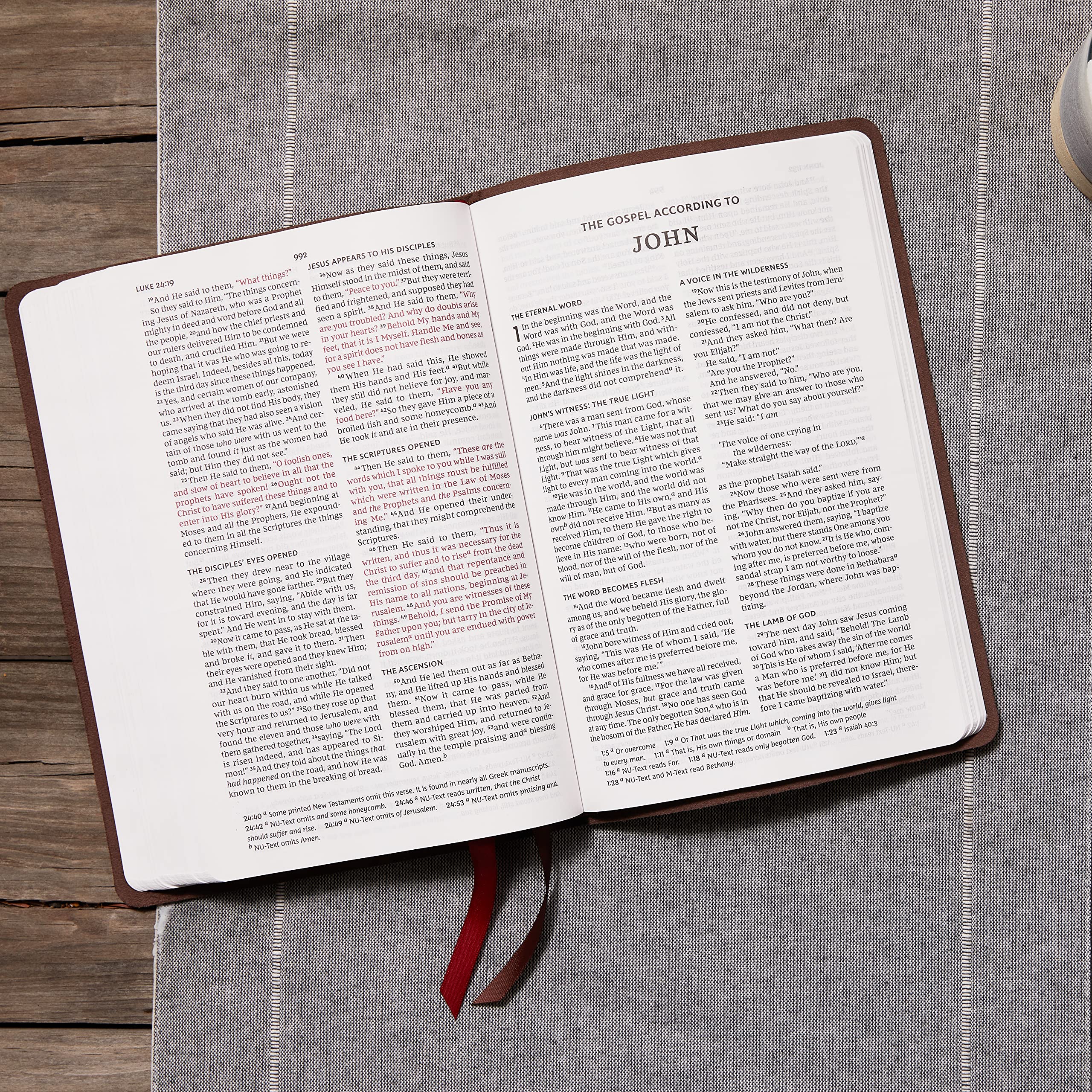 NKJV, Thinline Bible, Verse Art Cover Collection, Genuine Leather, Brown, Thumb Indexed, Red Letter, Comfort Print: Holy Bible, New King James Version