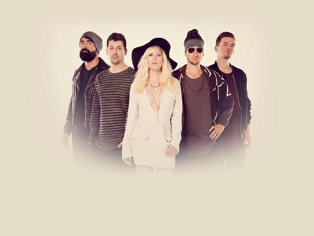 пэт кирквуд walk off the earth. группа walk off the earth. концерт walk of the earth. Walking off. карелиас блэк.