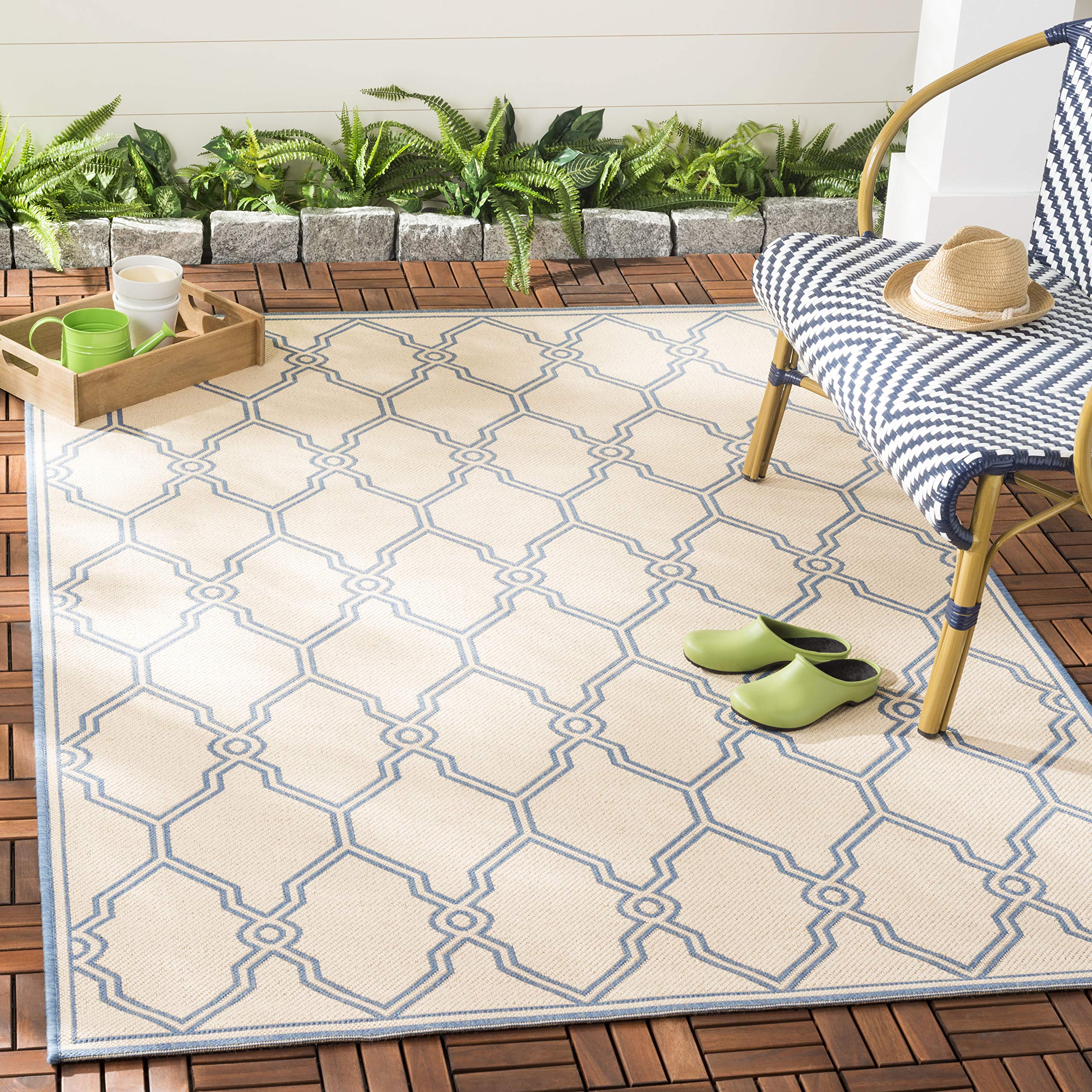 Safavieh Trellis Indoor/Outdoor Woven Rectangle Area Rug, Beachhouse Collection, BHS124, in Cream / Blue, 79 X 152 cm for Garden, Patio or Any Outdoor Space