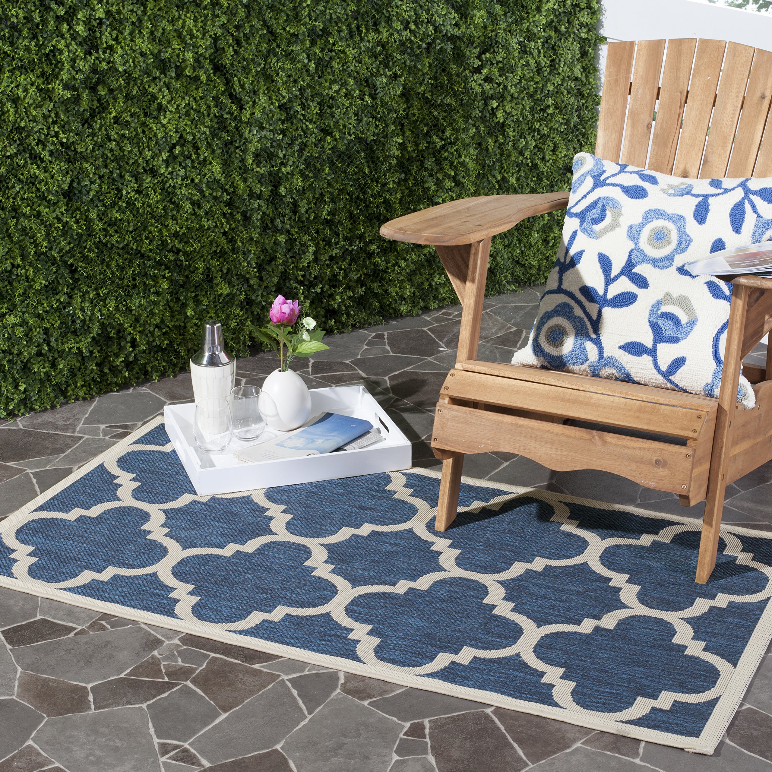 Safavieh Trellis Indoor/Outdoor Woven Rectangle Area Rug, Courtyard Collection, CY6243, in Navy / Beige, 79 X 152 cm for Garden, Patio or Any Outdoor Space
