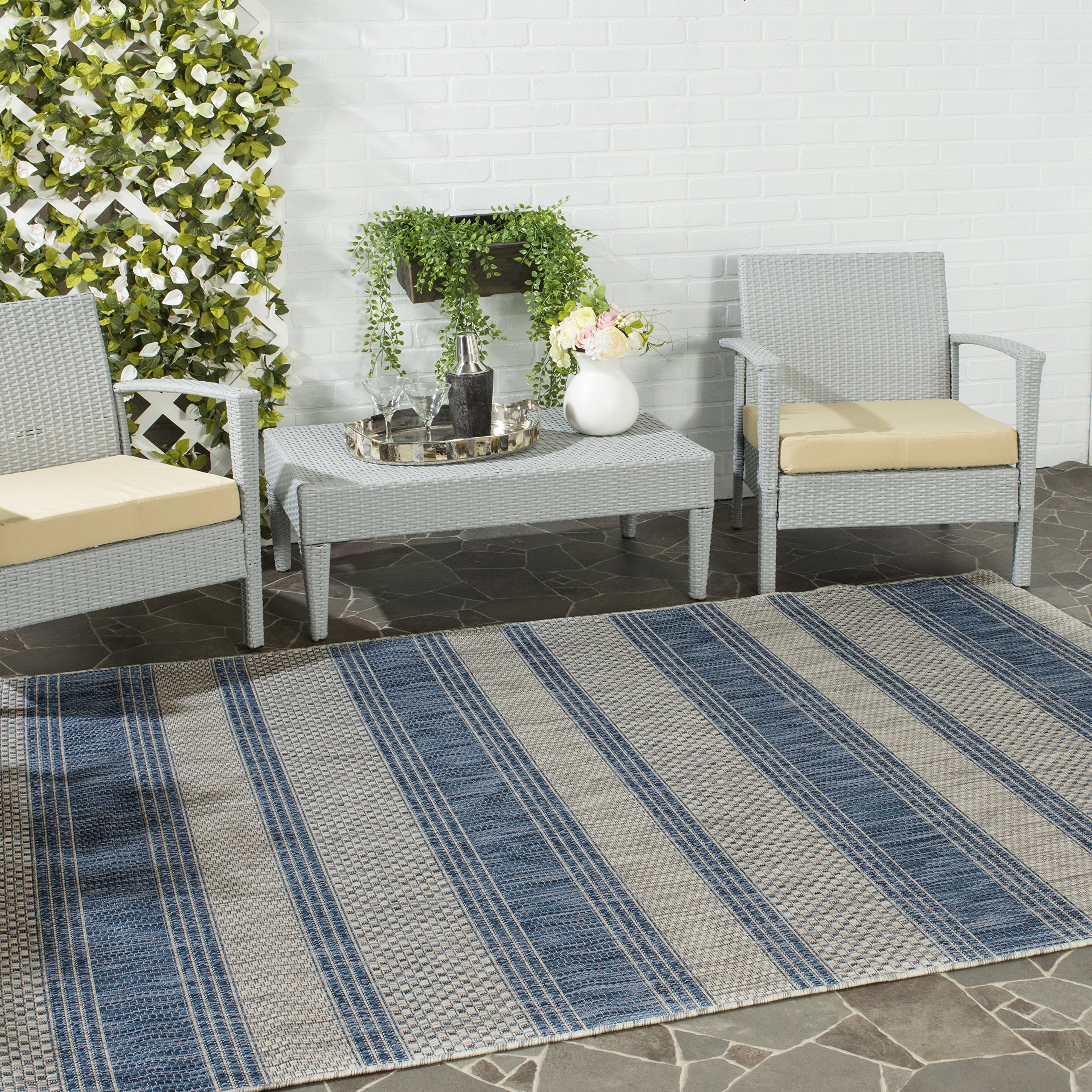 Safavieh Contemporary Indoor/Outdoor Woven Rectangle Area Rug, Courtyard Collection, CY8464, in Grey / Navy, 79 X 152 cm for Garden, Patio or Any Outdoor Space