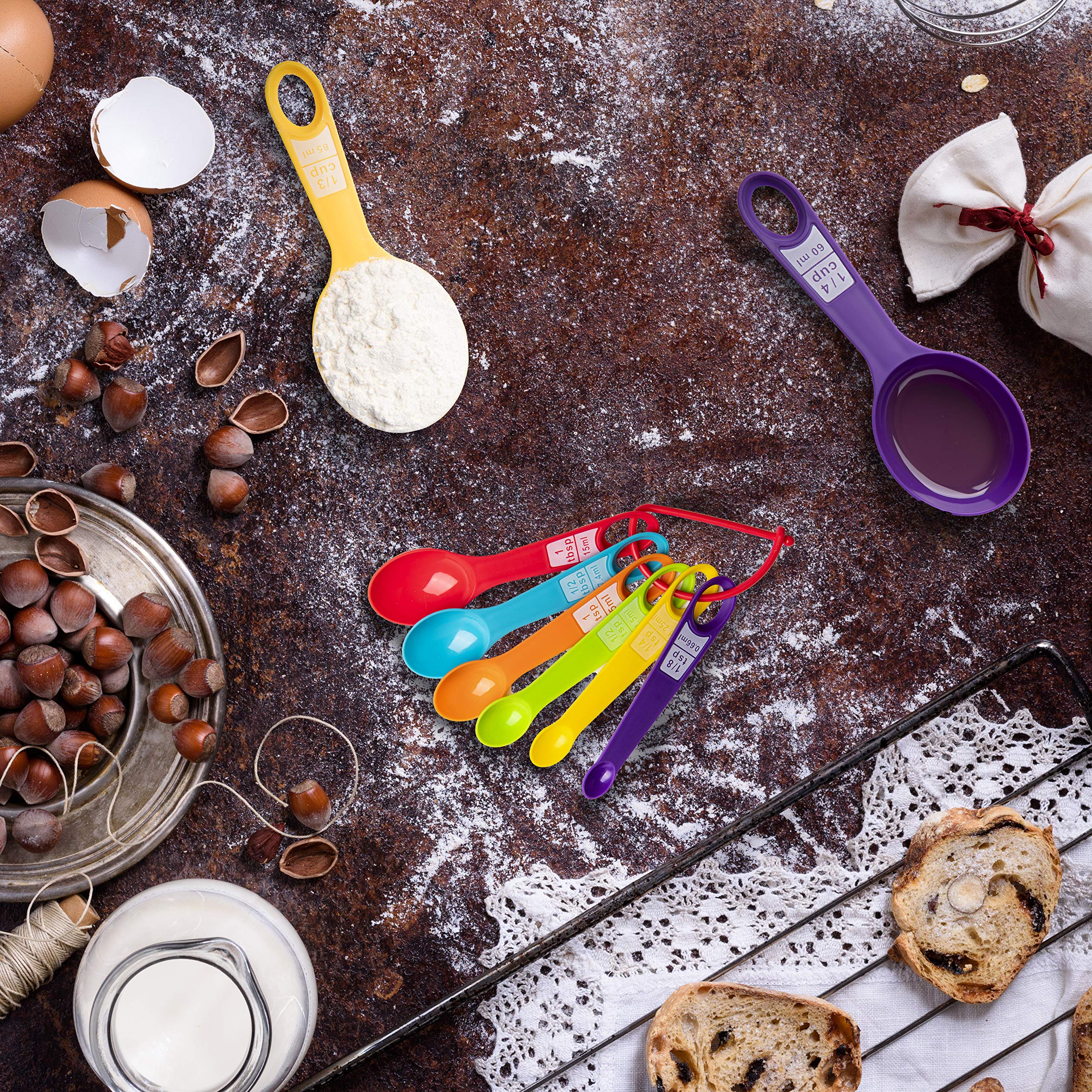 Measuring Cups and Spoons Set, 12 Piece Plastic Measuring Cups Measuring Spoons Stackable for Measuring Dry and Liquid Ingredients Great for Backing and Cooking (Random Color)