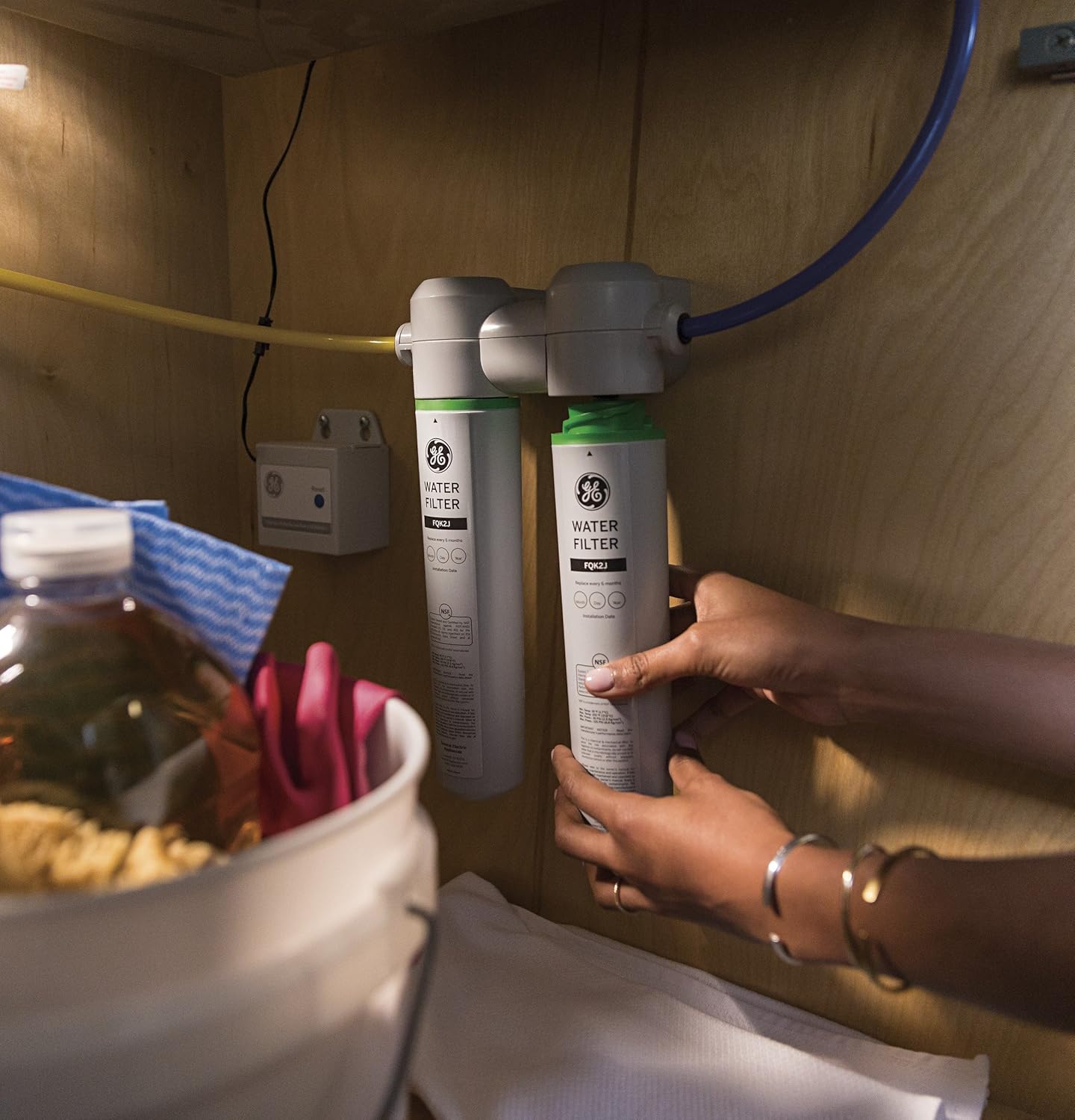 GE GXK285JBL Twist And Lock Under Counter Dual Flow Water Filtration System - - 