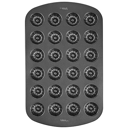 Wilton Mini Fluted Tube Cake Pan, 24-Cavity - Jello Mold Pan