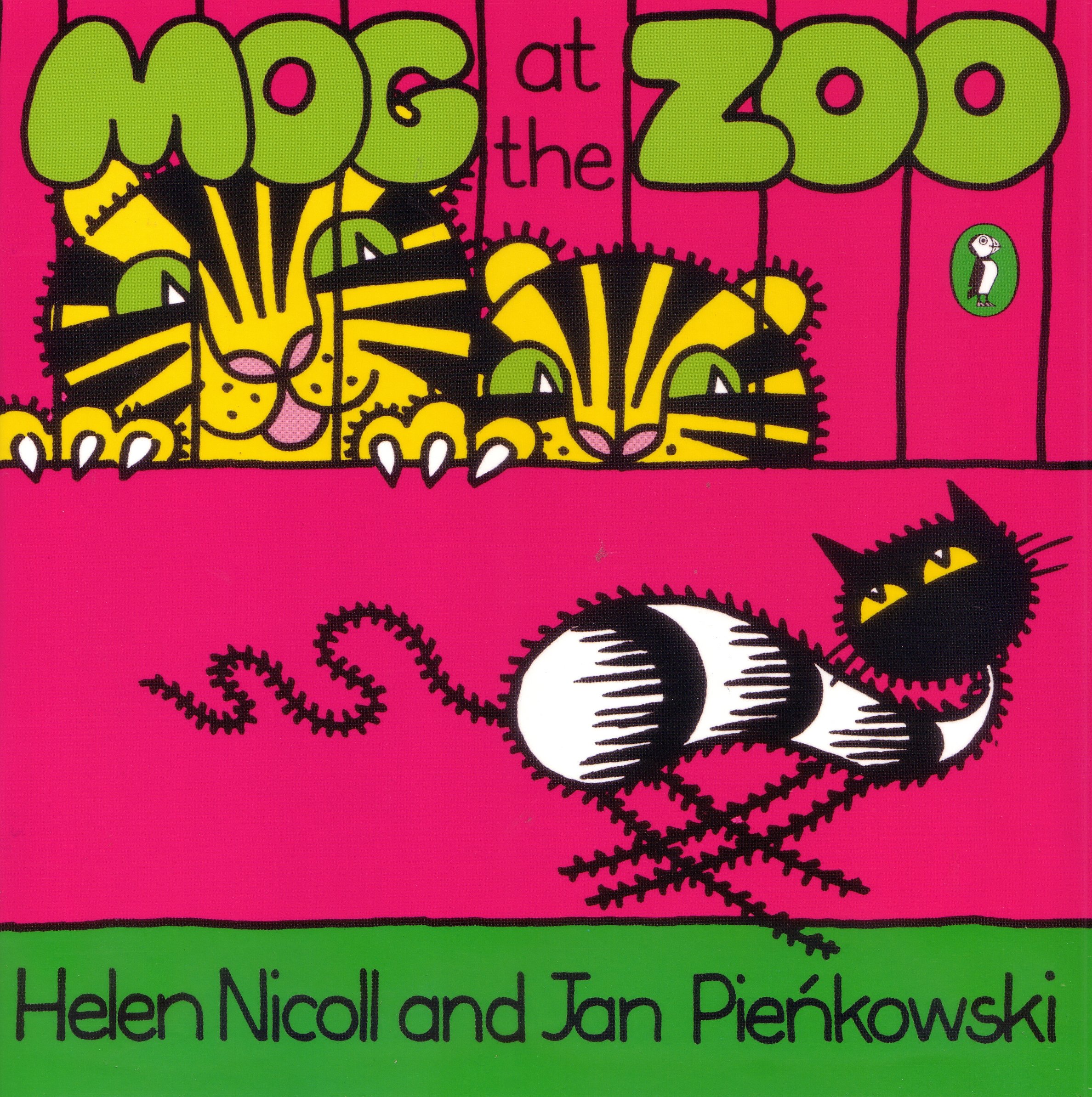 Mog at the Zoo (Meg and Mog): Amazon.es: Helen Nicoll, Jan ...