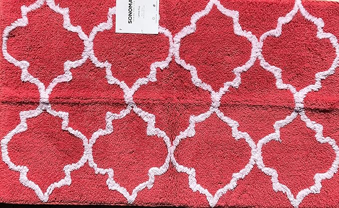 Amazon Com Sonoma Skid Resistant Red Cotton Lattice Bath Rug 20 X 32 Home Kitchen