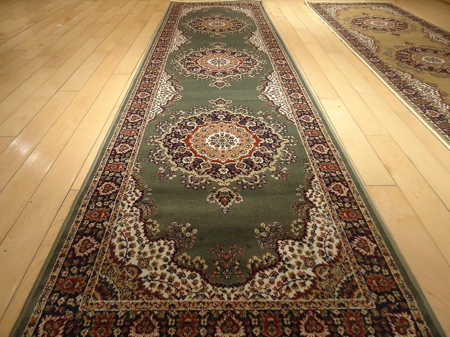 Amazon Com Silk Traditional Area Rug Sage Green Rug 2x8 Rug Silk Persian Area Rugs Floor Hallway Runner Green Rug Runners 2x7 Silk Persian Green Rug Furniture Decor