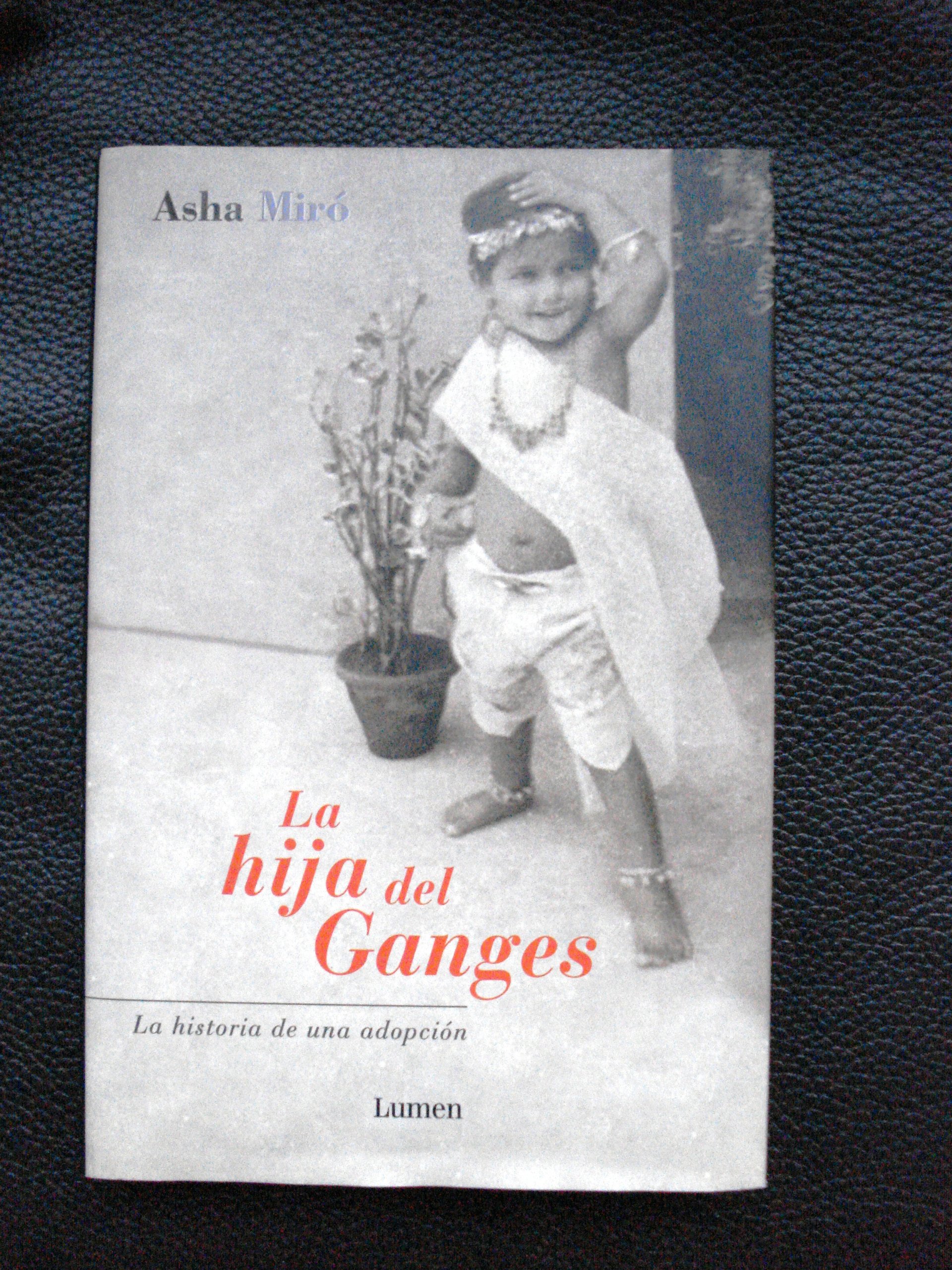 Portada de HIJA DE GANGES,LA-LUMEN (SIN COLECCION)