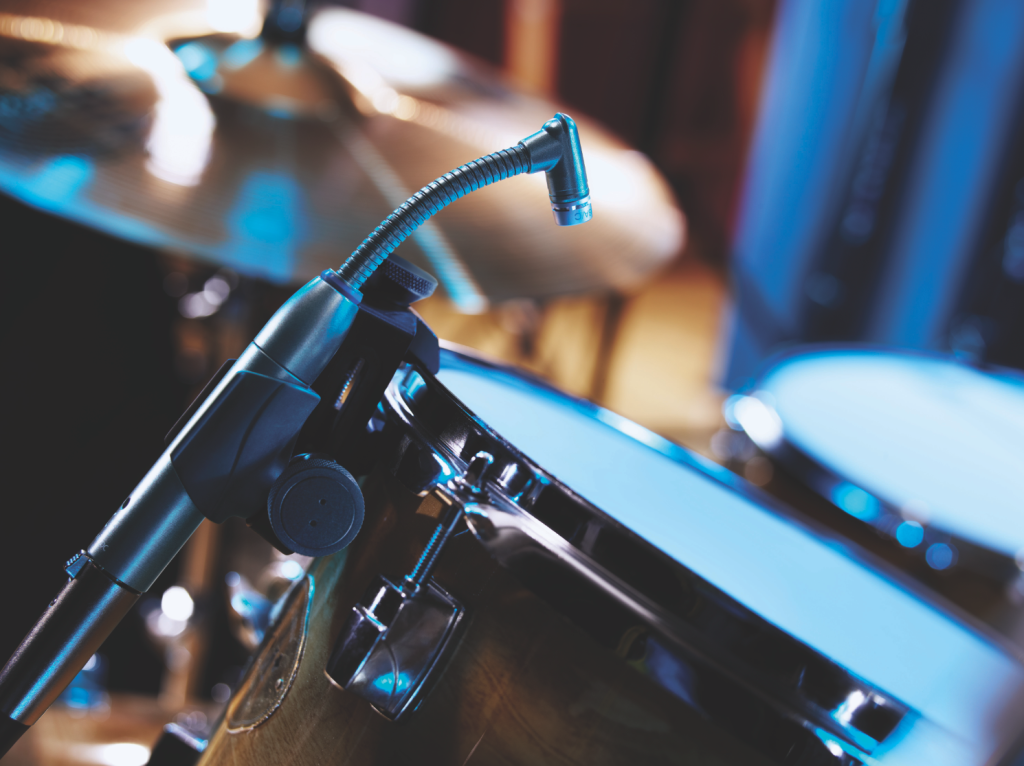 Shure BETA 98AMP/C Miniature Cardioid Condenser Drum Microphone (Includes Integrated