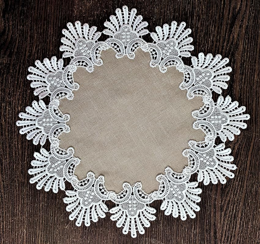 Doily Boutique Round Doily or Place Mat in Lace