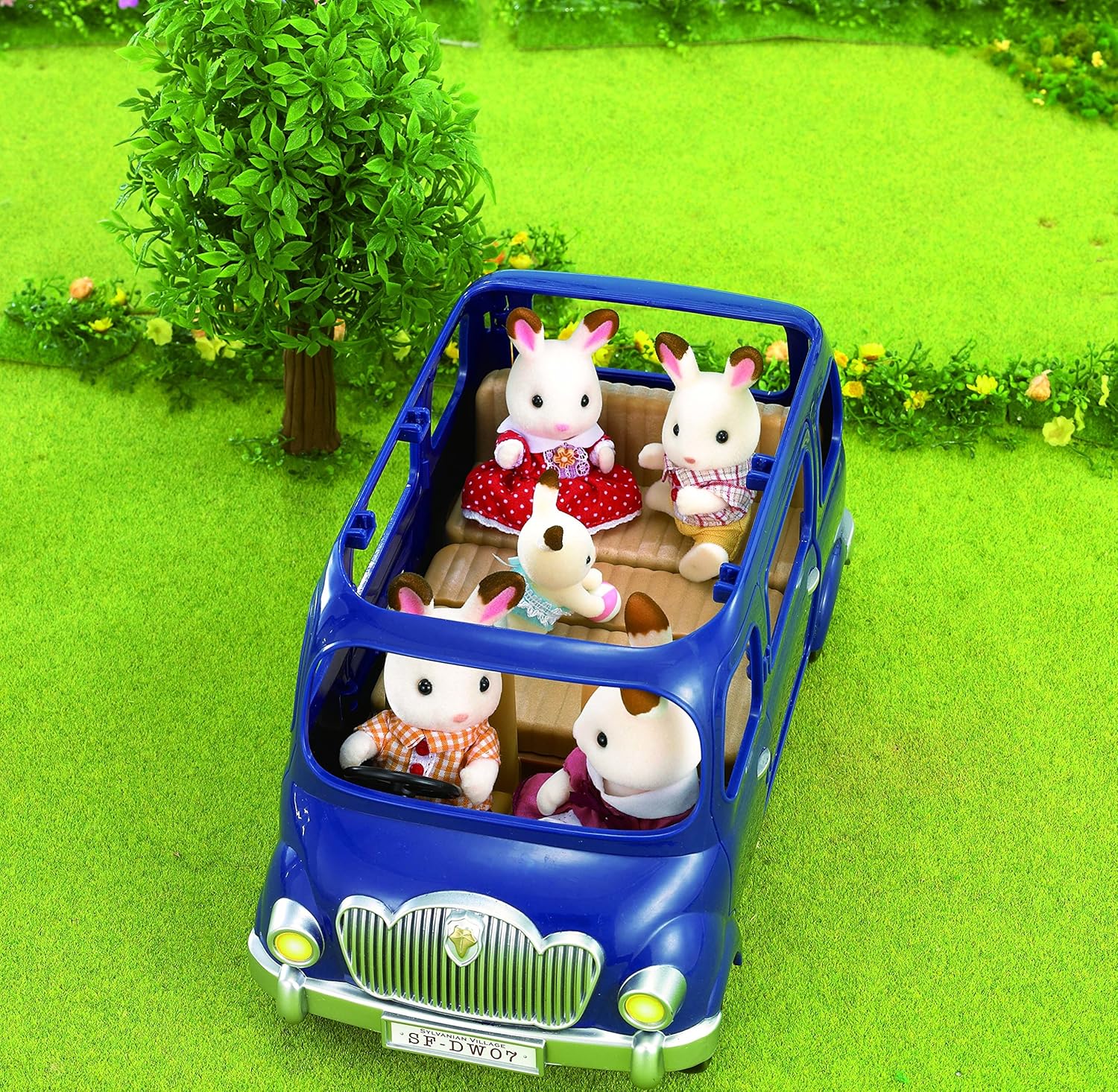 sylvanian seven seater car