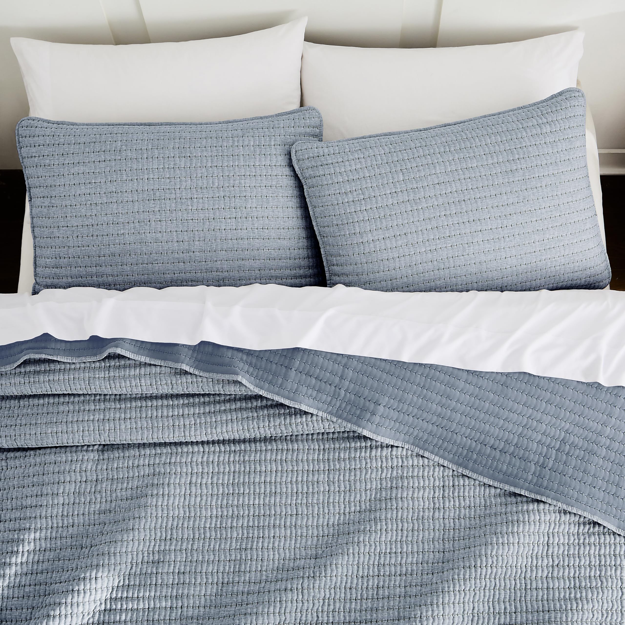 Photo 1 of WDCOZY Chambray Pick Stitch King Size Quilt Set, Denim Blue Striped Lightweight Soft Summer Spring Bedspread, Bamboo Linen Like Textured Coverlet, Farmhouse Country Rustic Bedding, Thin Comforter
