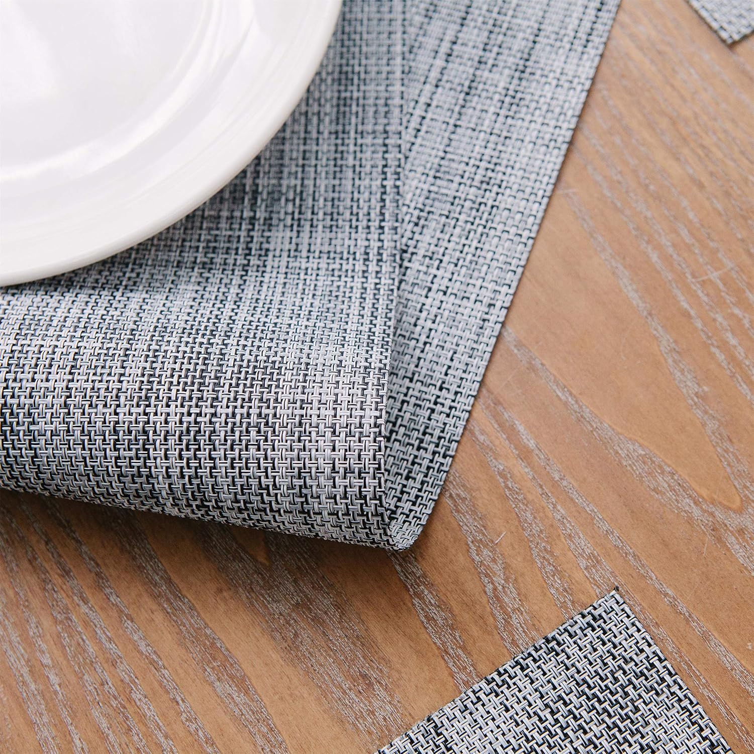 SUNSHINE FASHION Placemats,Placemats for Dining Table,Heat-Resistant Placemats, Stain Resistant Washable PVC Table Mats,Kitchen Table mats (4, Smoky Grey): Home & Kitchen