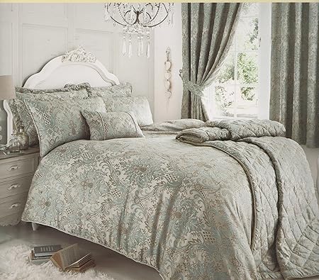Country Classics Luxury Woven Jacquard Design Duvet Cover Set