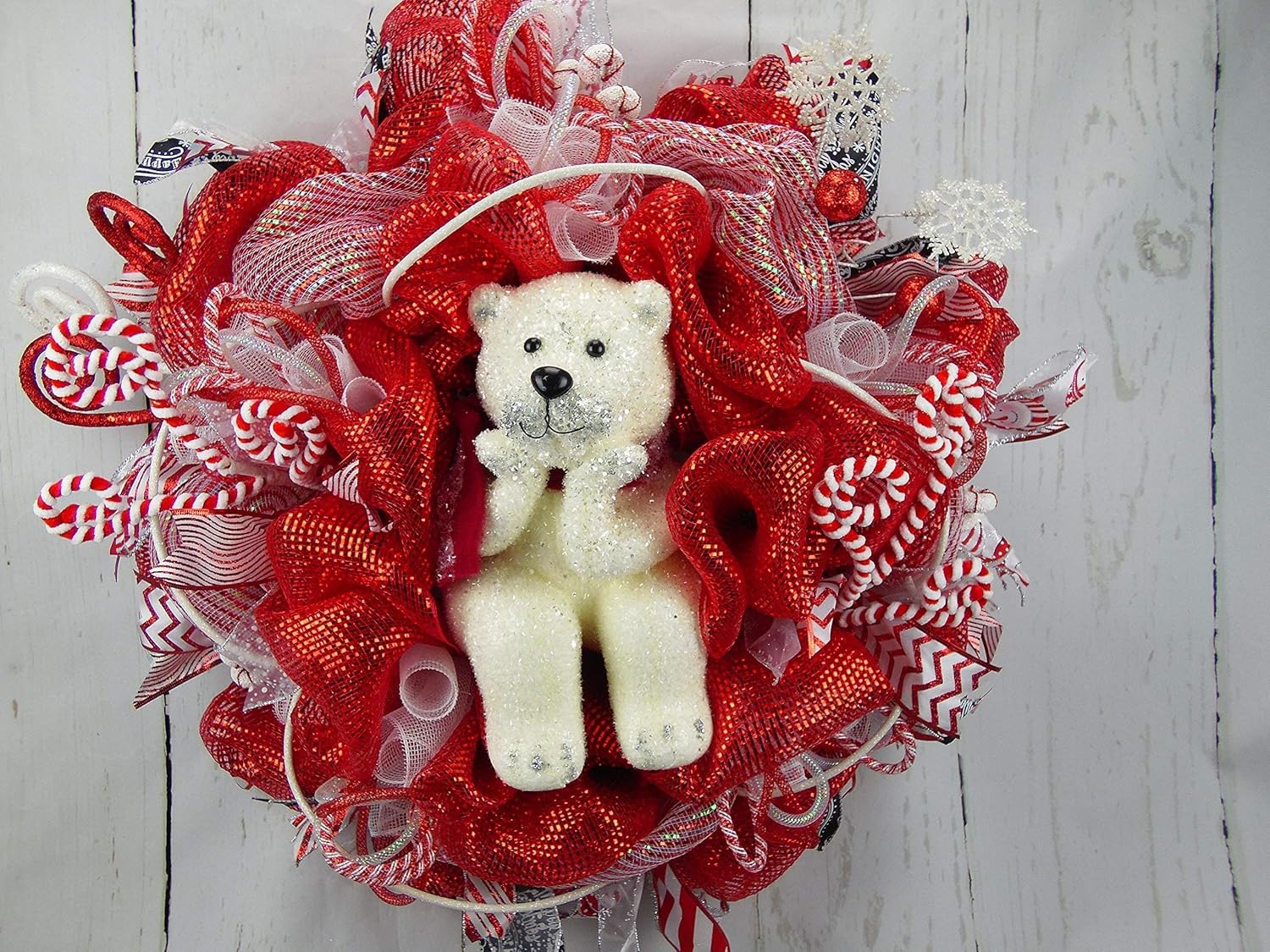 Amazon.com: Polar Bear Christmas Wreath, Red and White Christmas Wreath, Candy Christmas Wreath