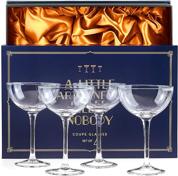 Amazon Com Vintage Crystal Champagne Coupe Glasses Set Of 4 4 5 Oz Classic Cocktail Glassware Martini Manhattan Cosmopolitan Sidecar Daiquiri 19s Speakeasy Retro Style Saucers Gift Box Martini Glasses