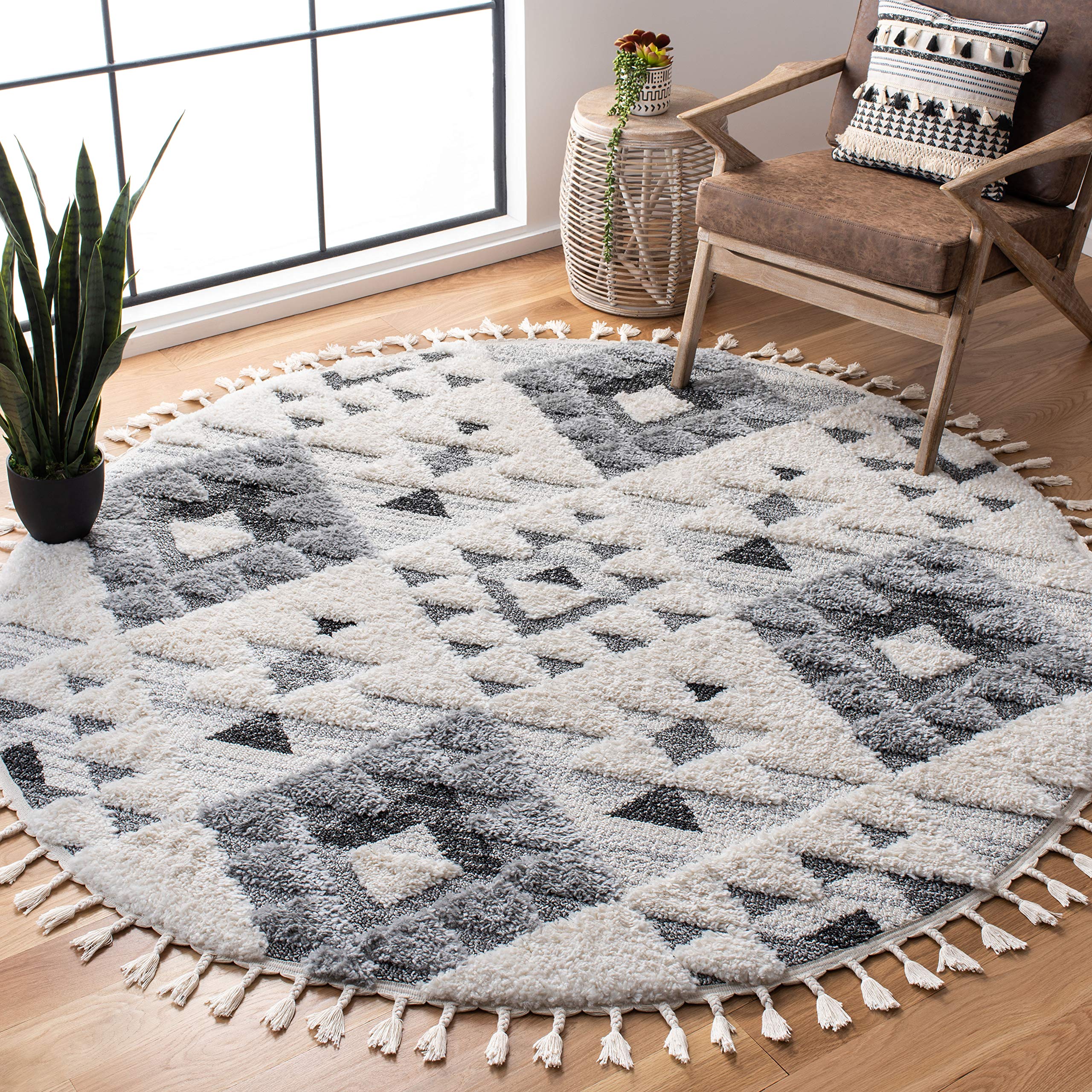 Safavieh Moroccan Tassel Shag Collection Area Rug - 12' Round, Ivory/Grey, Geometric Design, Plush 1.5 Inch Thick Ideal for High Traffic Areas in Living Room, Bedroom, Dining (MTS688F) Image