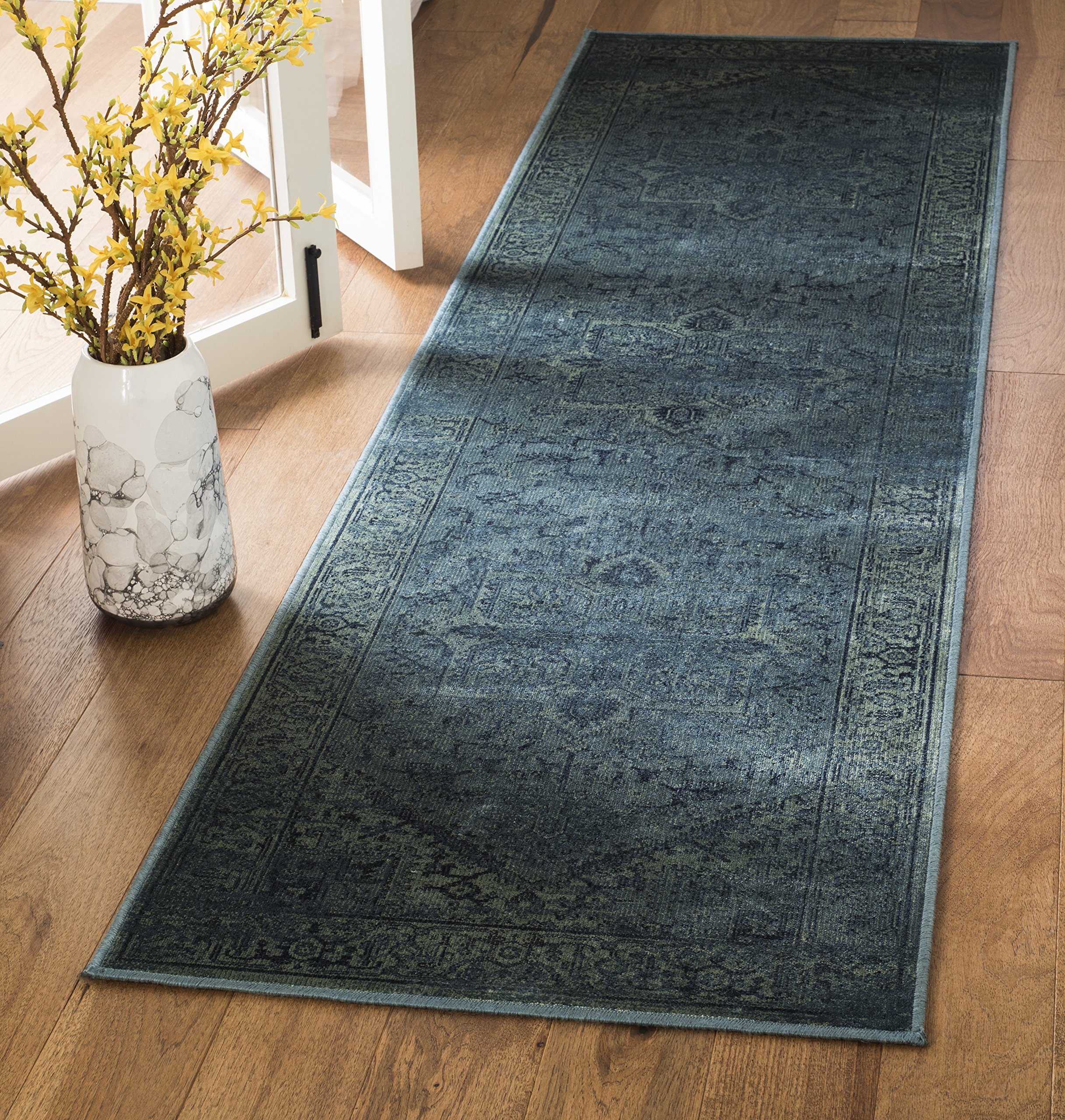 Safavieh Traditional Indoor Woven Runner Area Rug, Vintage Collection, VTG114, in Turquoise, 66 X 244 cm for Living Room, Bedroom or Any Indoor Space