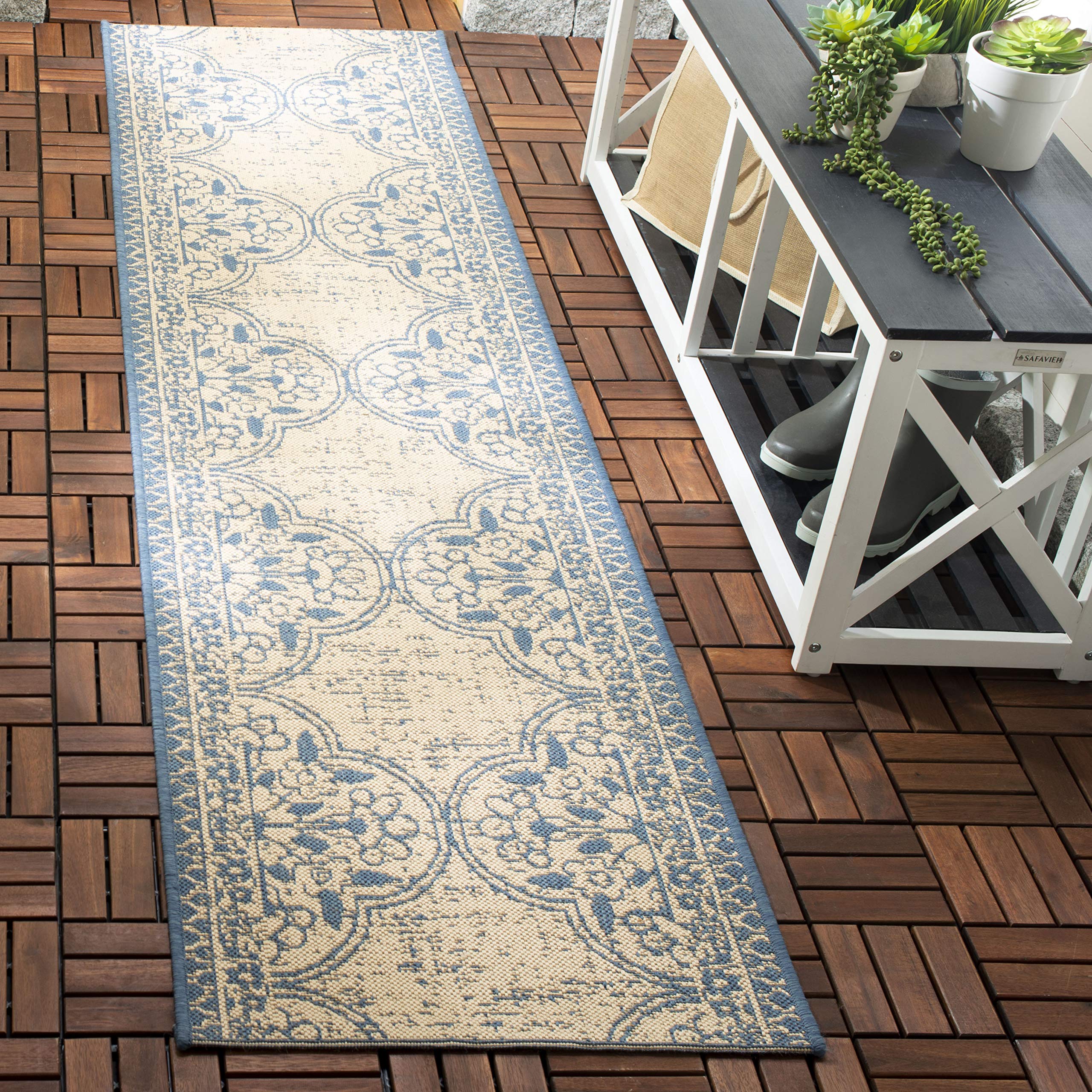 Safavieh Transitional Indoor/Outdoor Woven Runner Area Rug, Beachhouse Collection, BHS174, in Blue / Creme, 61 X 244 cm for Garden, Patio or Any Outdoor Space
