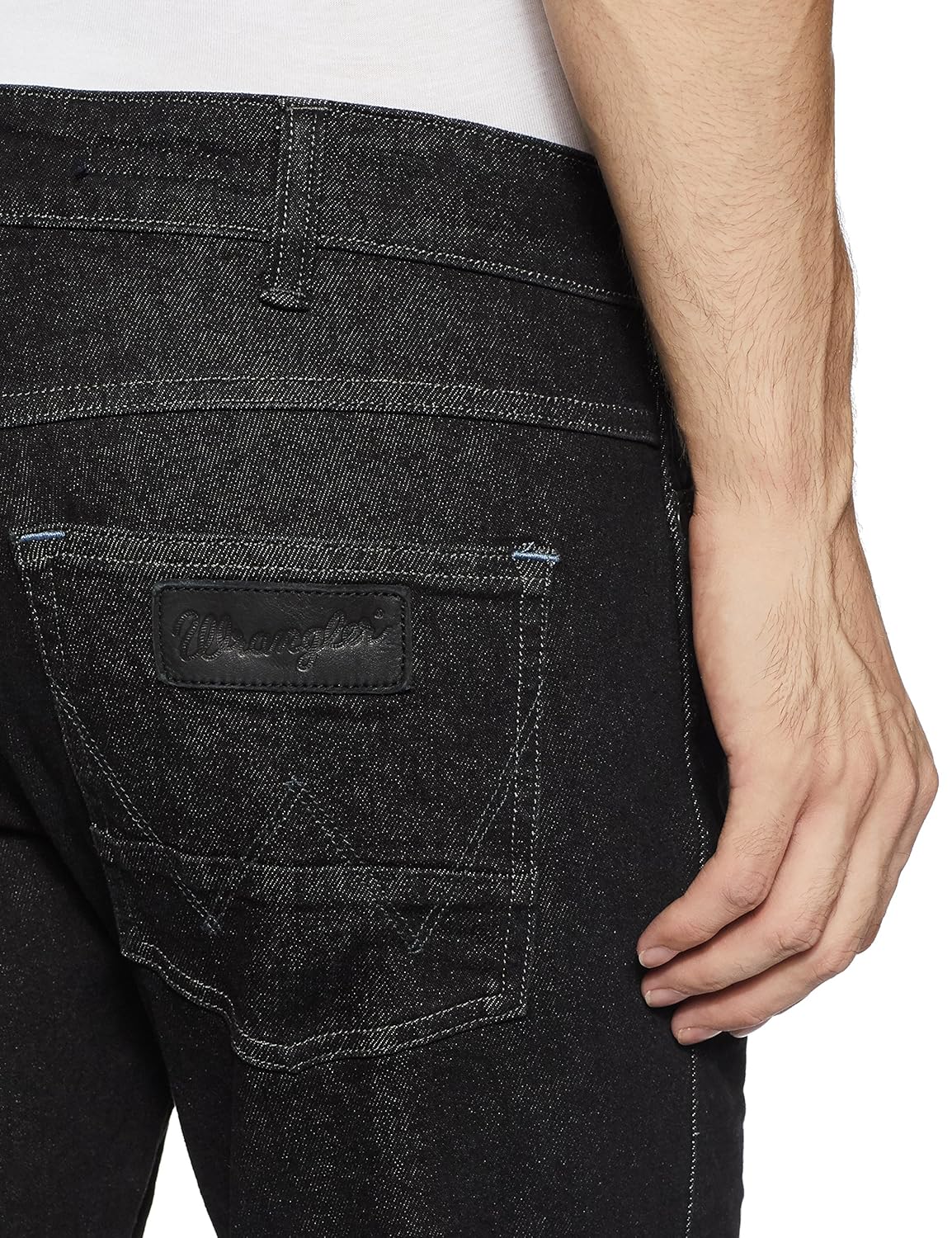 wrangler men's slim fit jeans