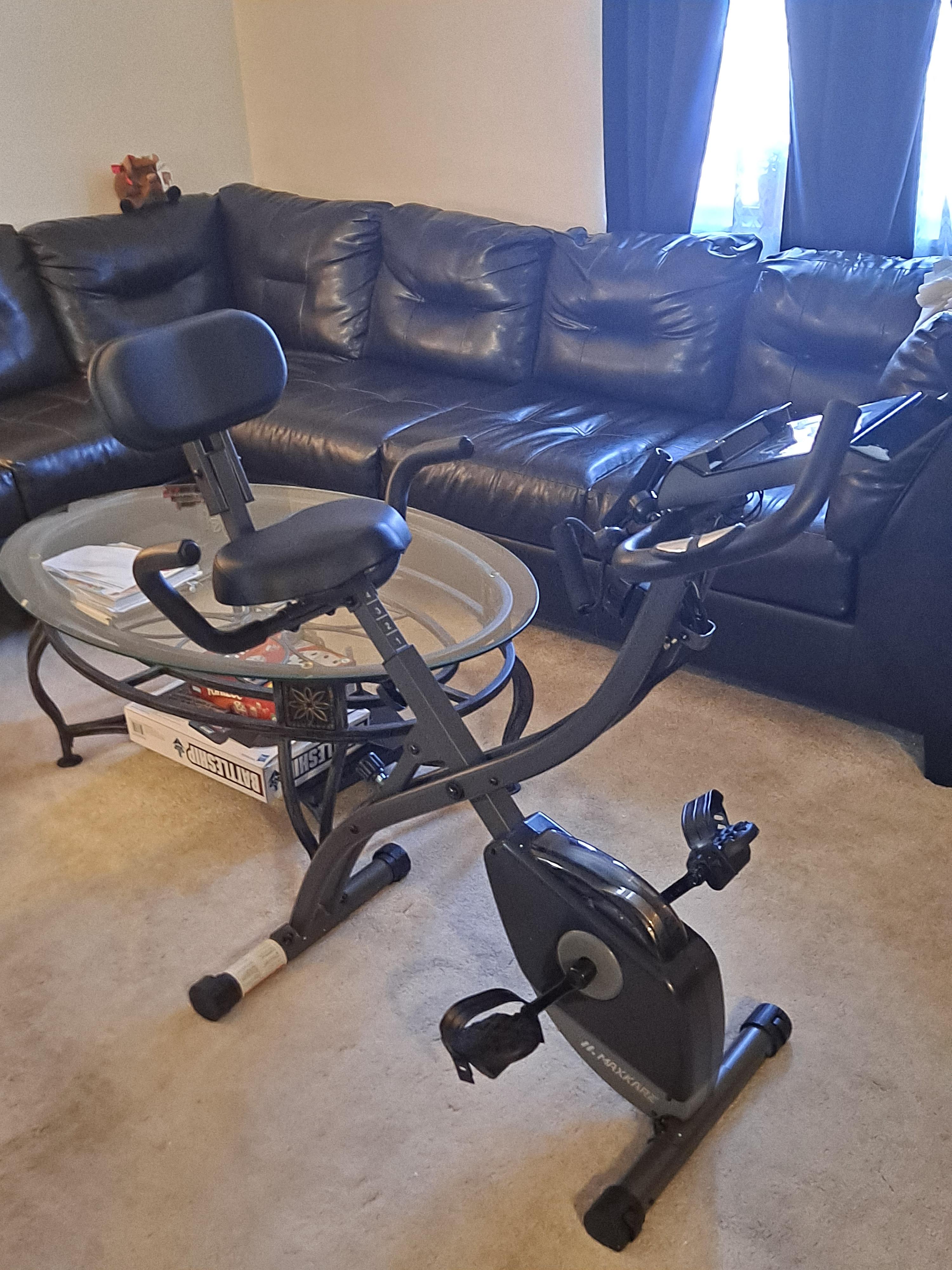 MaxKare Folding Magnetic Upright Exercise Bike w/Pulse Sensor/LCD