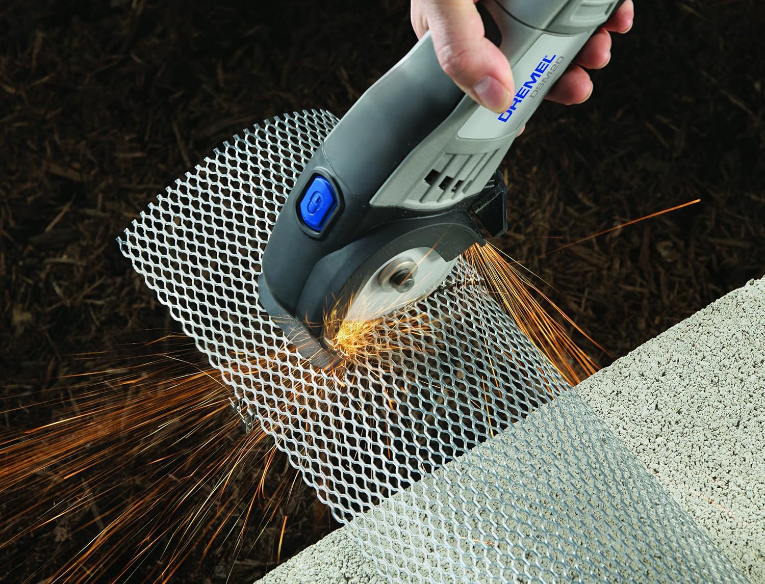 Super Saturday Dremel DSM20 Compact Saw 710 W Mini Circular Saw With 3