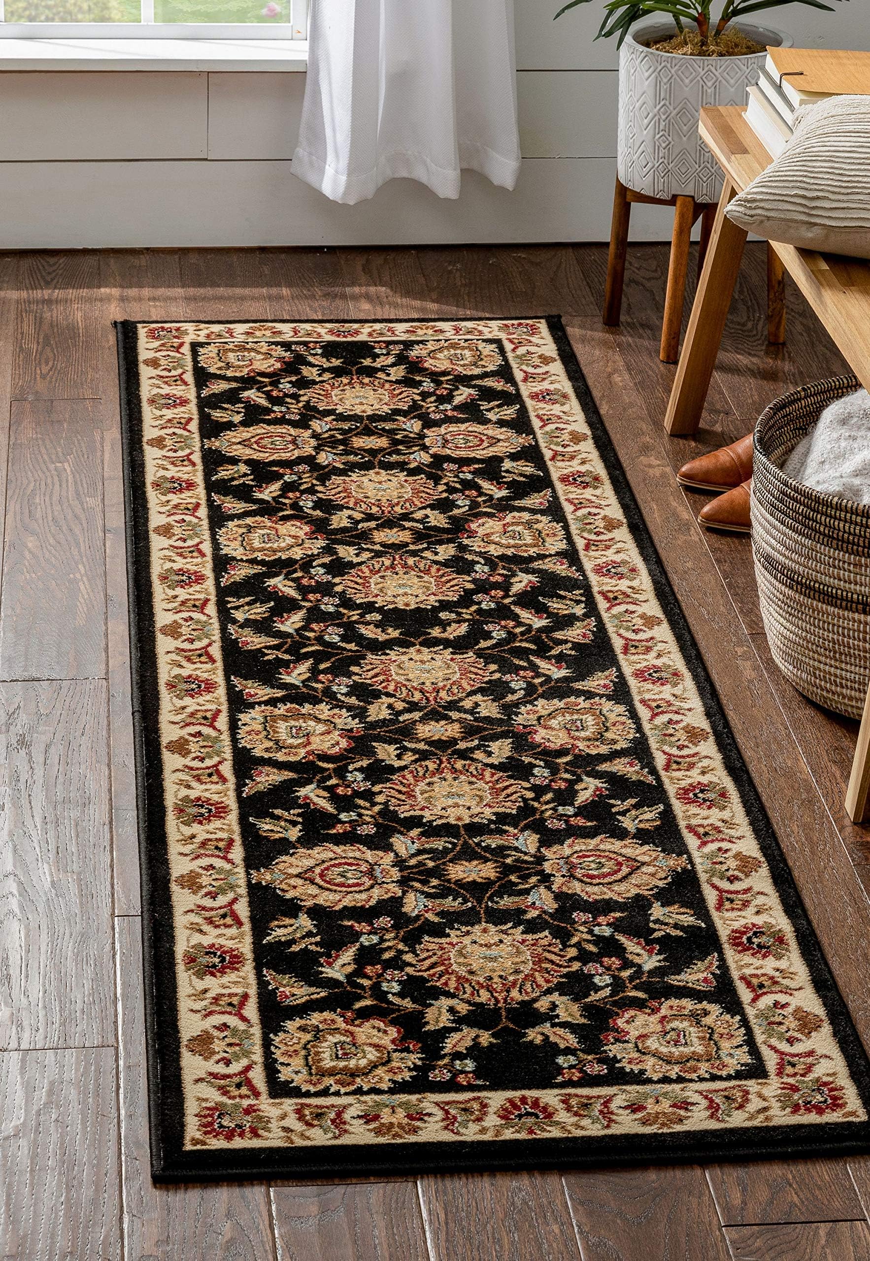 Well WovenTimeless Abbasi Black Traditional Area Rug 2'3" X 7'3" Runner
