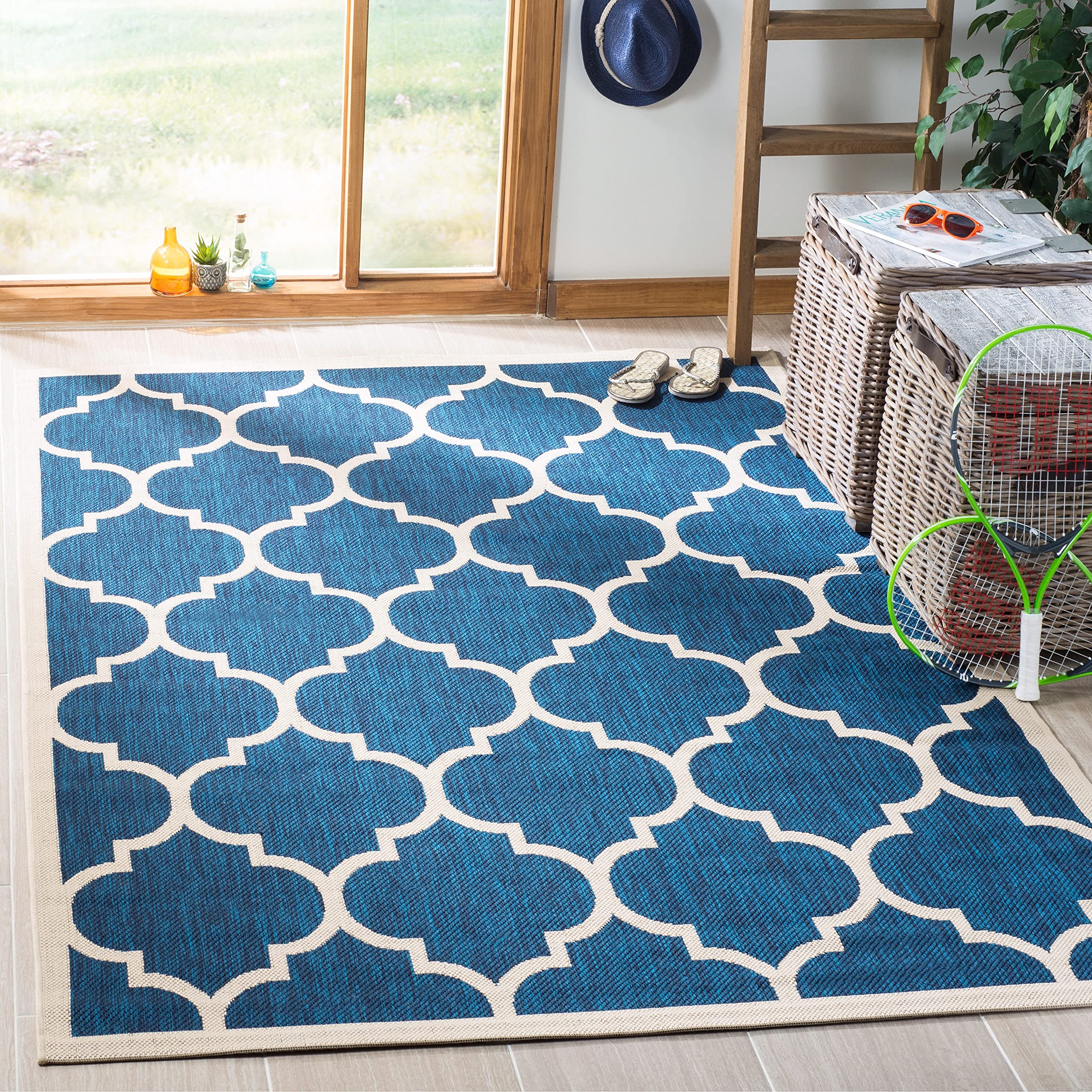 Safavieh Trellis Indoor/Outdoor Woven Rectangle Area Rug, Courtyard Collection, CY6914, in Navy / Beige, 79 X 152 cm for Garden, Patio or Any Outdoor Space
