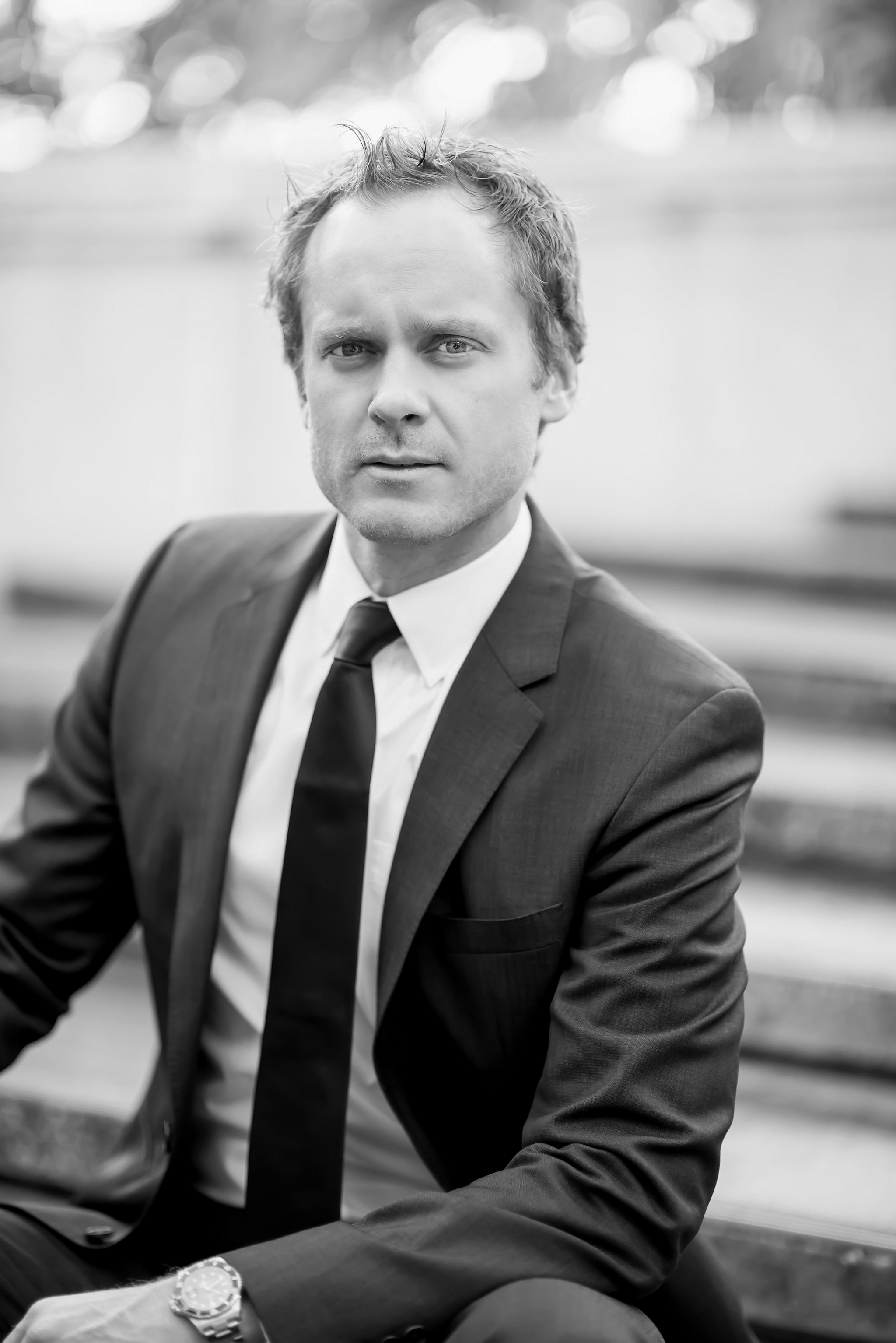 E.B. Tucker Alle Hörbücher bei Audible.de