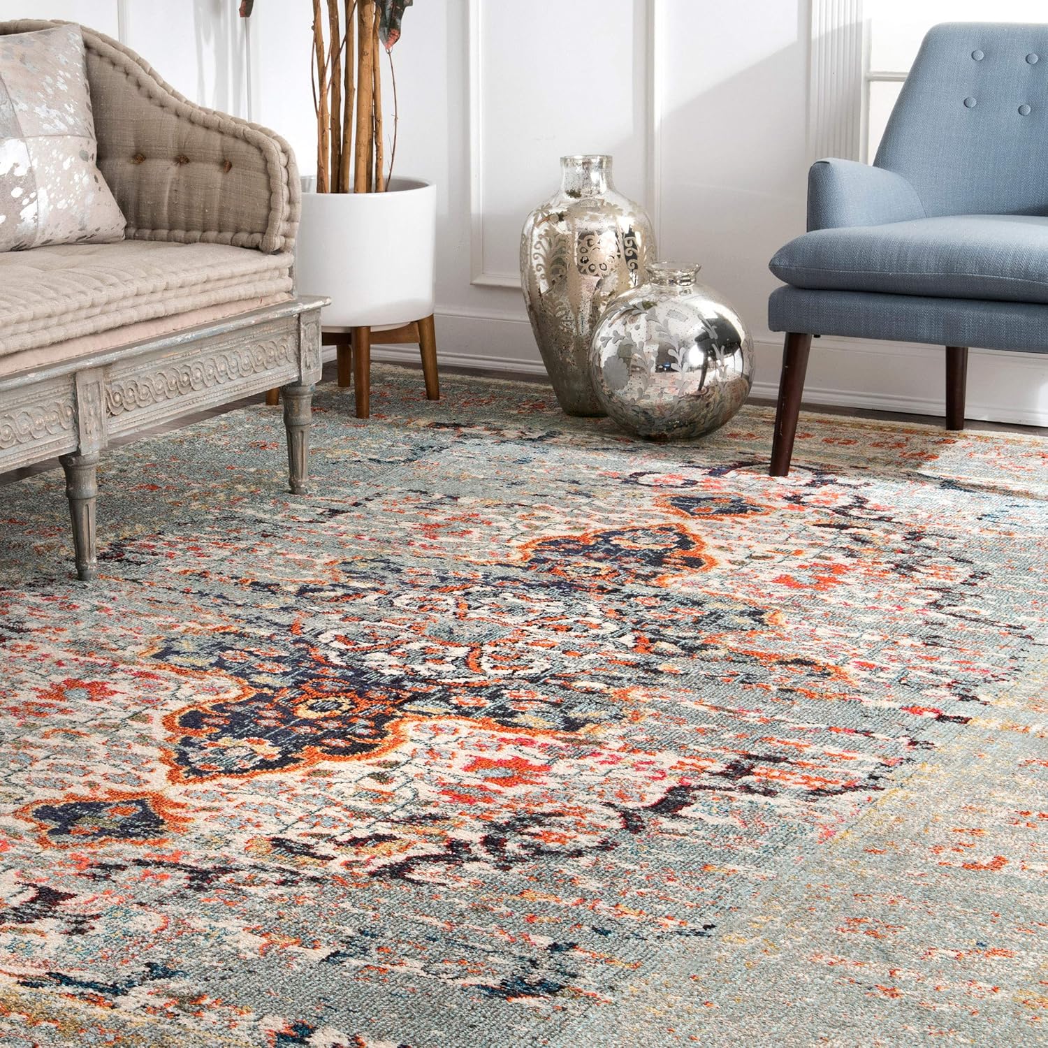 nuLOOM Sarita Distressed Persian Area Rug, 4' x 6', Grey