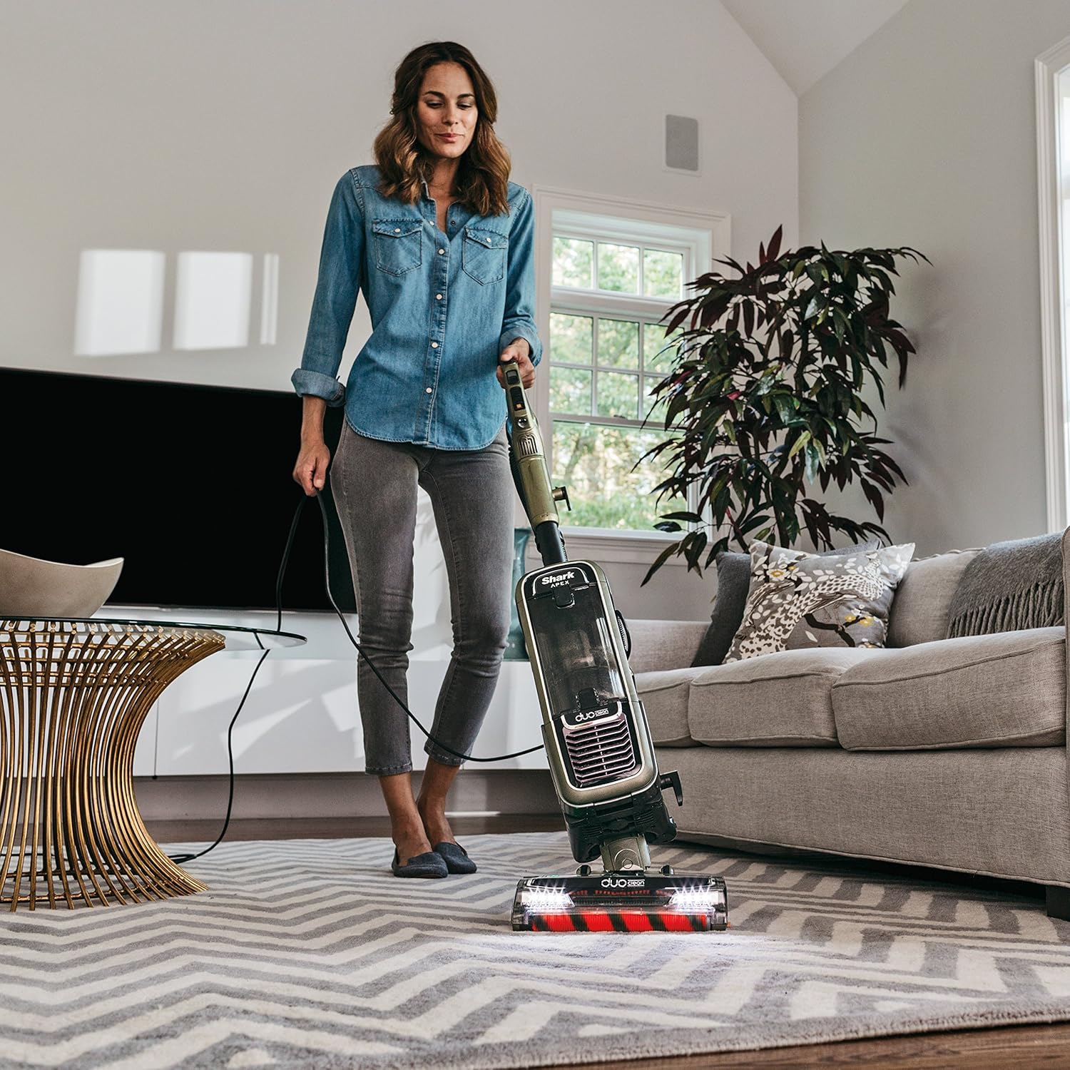 Shark Apex Reviews 2022 (read this before you spend a dime)