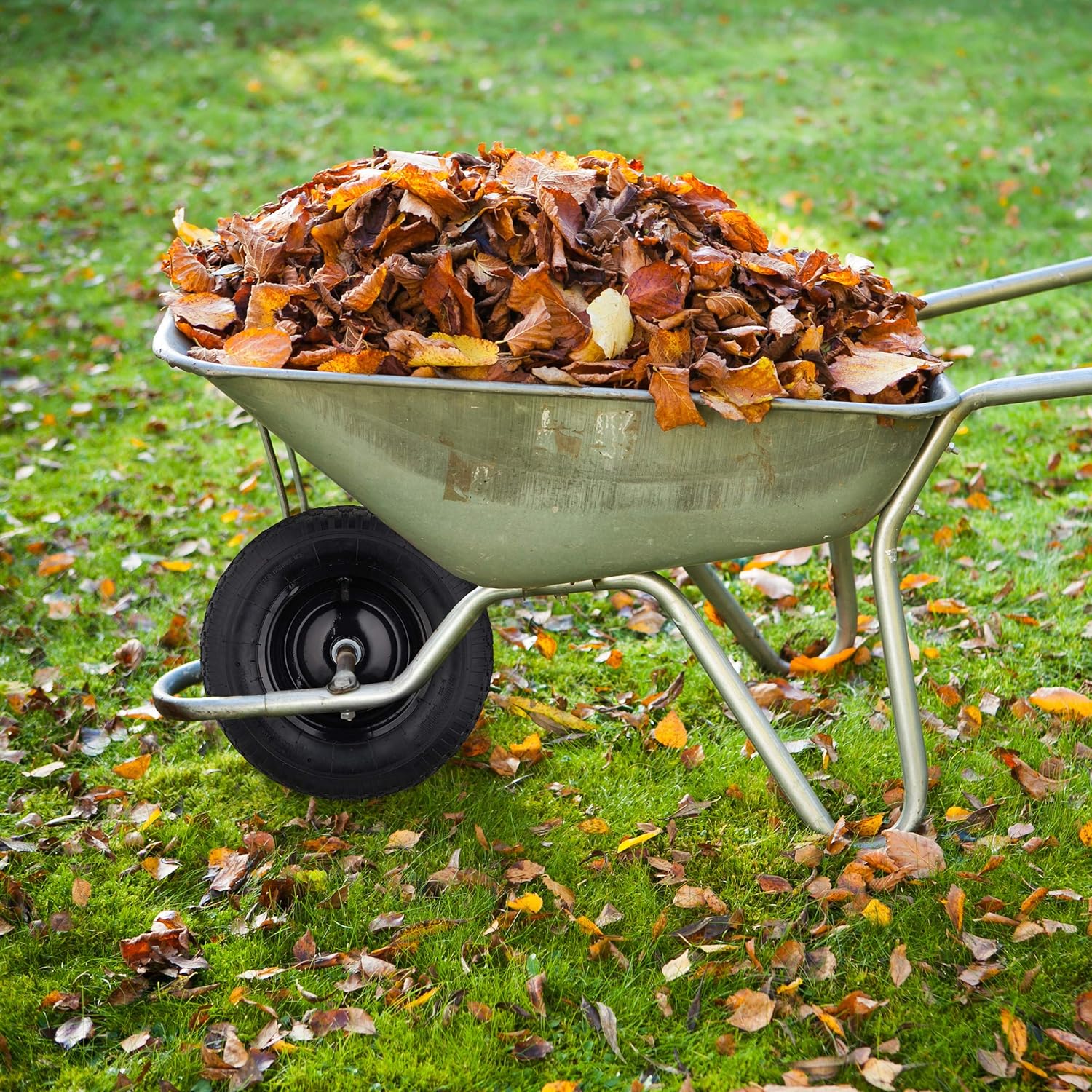 Relaxdays 4.80 4.00-8 Wheelbarrow Tyre, Pneumatic Spare Wheel with Steel Rim and Valve, Capacity to 120 kg, Black - Image 3