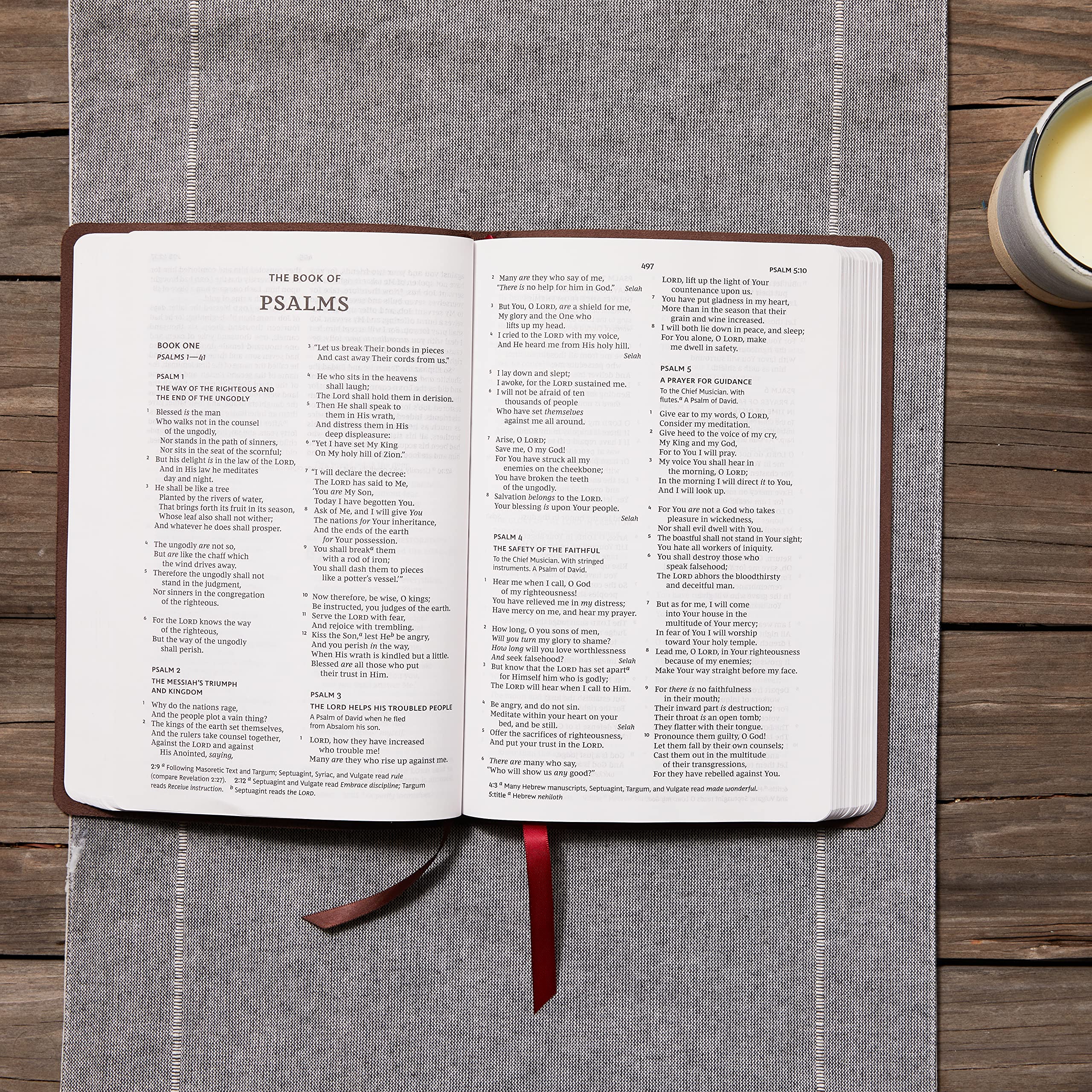NKJV, Thinline Bible, Verse Art Cover Collection, Genuine Leather, Brown, Thumb Indexed, Red Letter, Comfort Print: Holy Bible, New King James Version