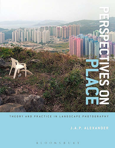 Download Perspectives on Place: Theory and Practice in Landscape Photography (Required Reading Range Book 45) (English Edition) PDF