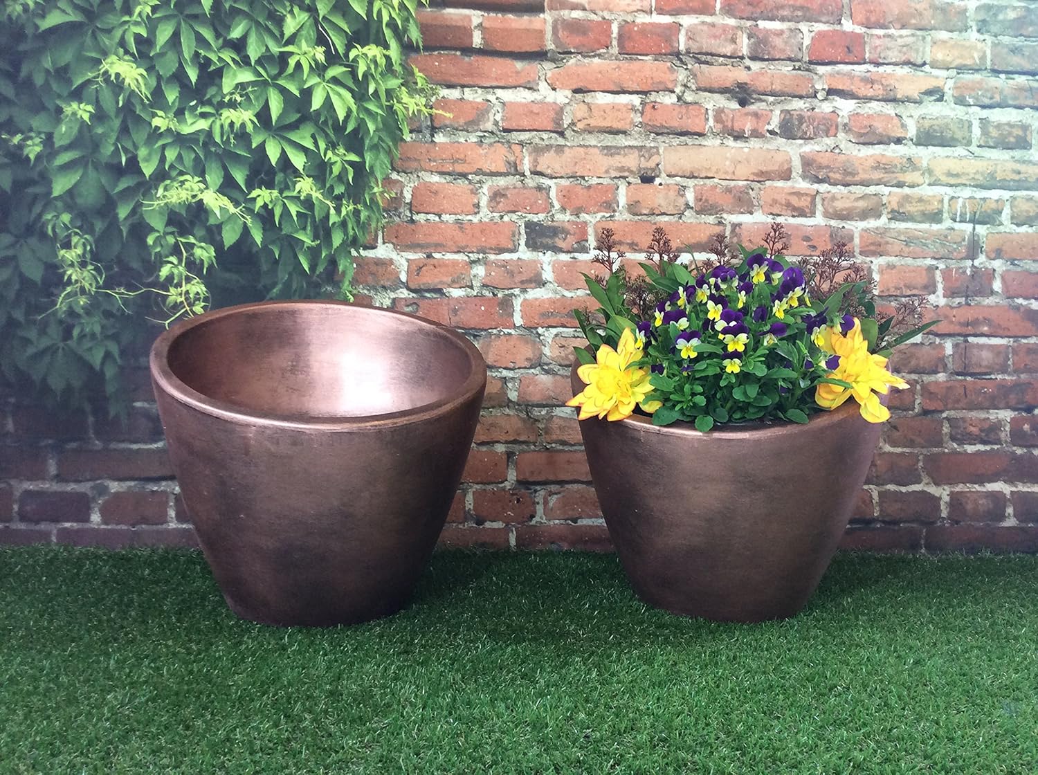 (PACK OF 2) 40cm Sloping Garden Planters Bronze Effect Amazon.co.uk