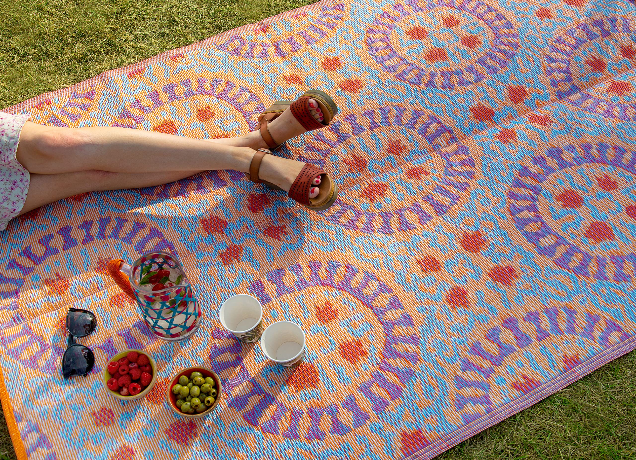 Talking Tables Boho Outdoor Rug | Woven Waterproof Plastic, Lightweight Mat with Geometric Pattern | For Garden, Patio, Decking, Bathroom, Utility, Picnic Folds Away for Easy Storage 180 x 120cm