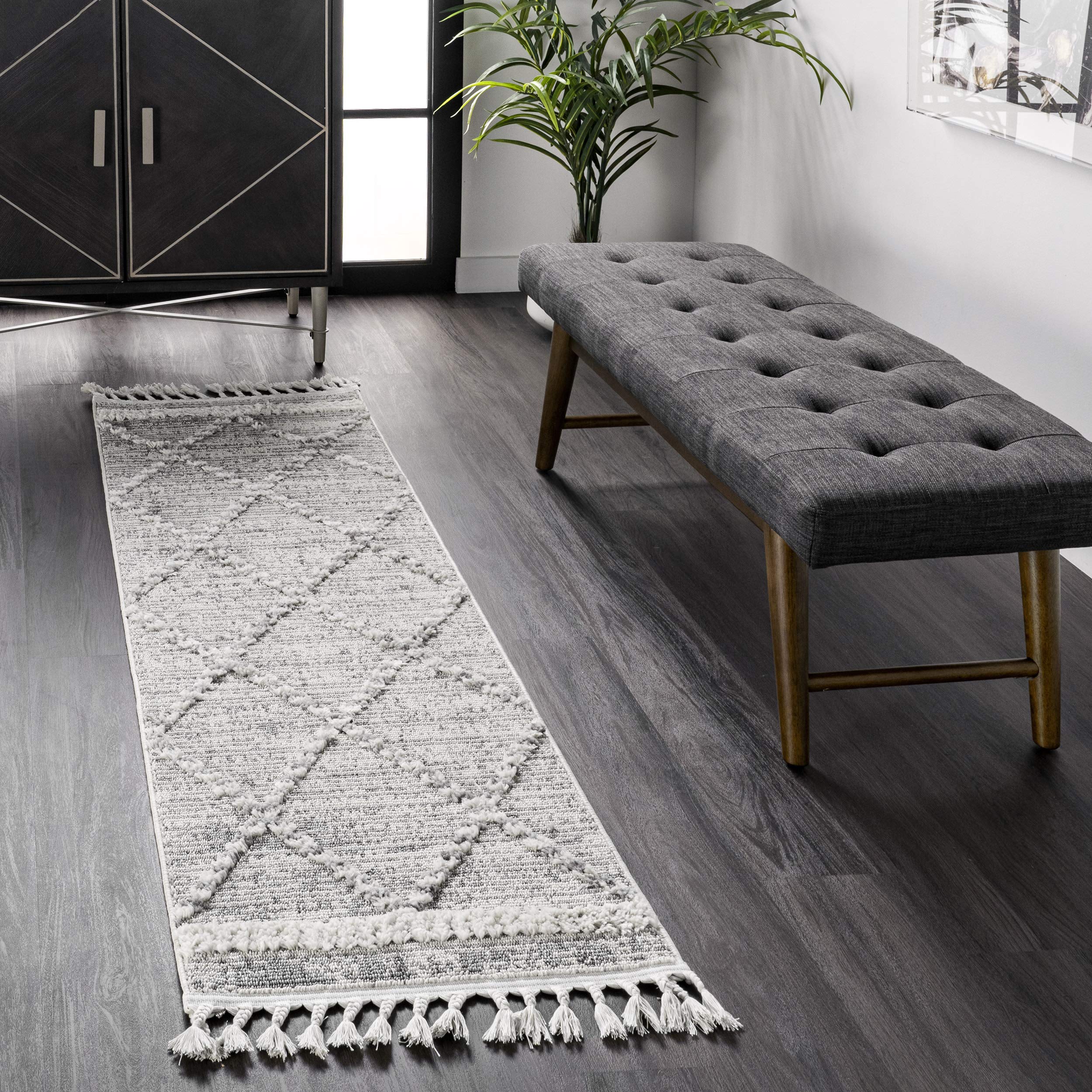  4' x 6', nuLOOM Lorden Textured Cable Trellis Tassel Area Rug, Beige
