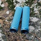 Funn Holeshot Mountain Bike Grips 22 mm Lock On Turq Lightweight Ergonomic view 2