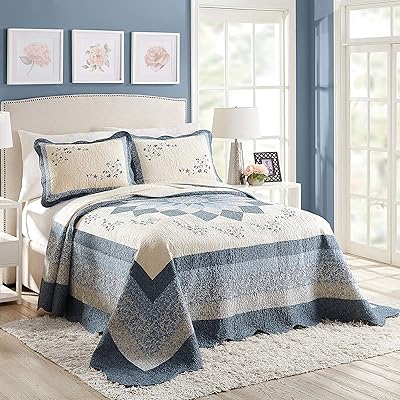Modern Heirloom Collection Charlotte Full Bedspread, Blue